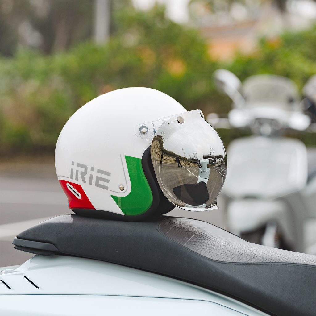 563A4665修-正方形_0