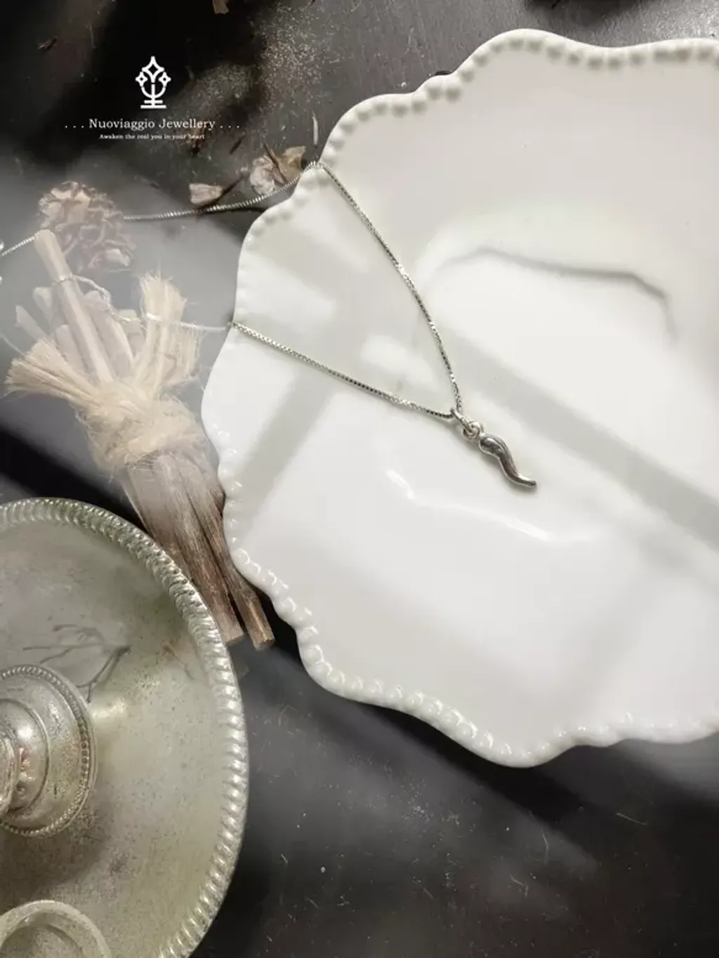 8e9ae7e3bbd1885d588f6341640fb6479c633e6c94fc243875e1c3ec1ca44f53