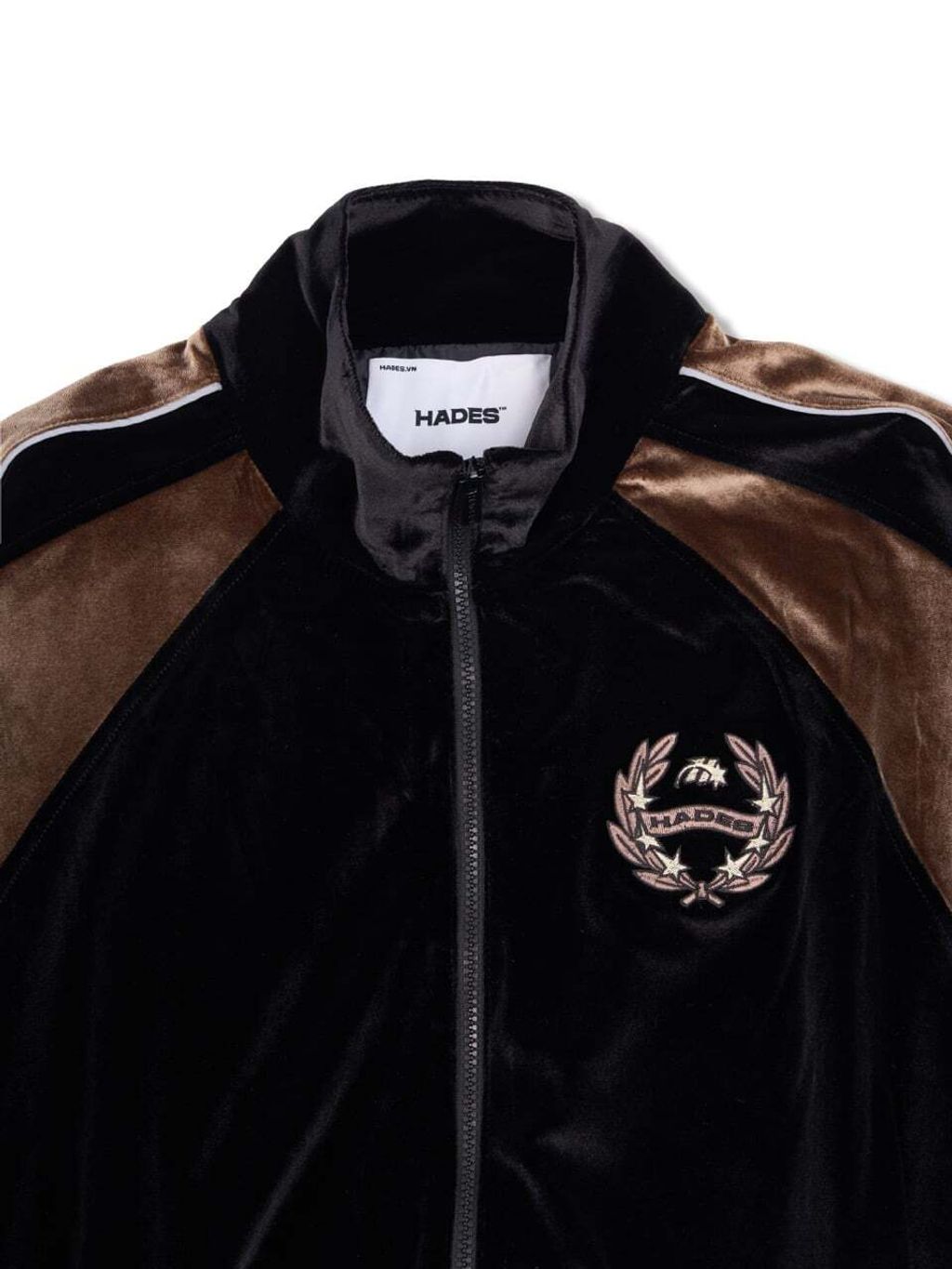 hades0155_large_291ae22e85e245f39df40f6fbf86d828