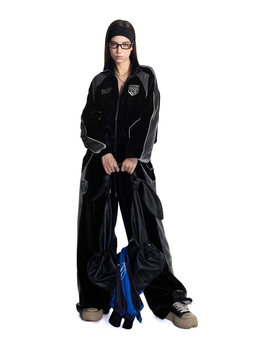 291025.hd0699_large_fed6caa2387b454a9774bd116b8f61af