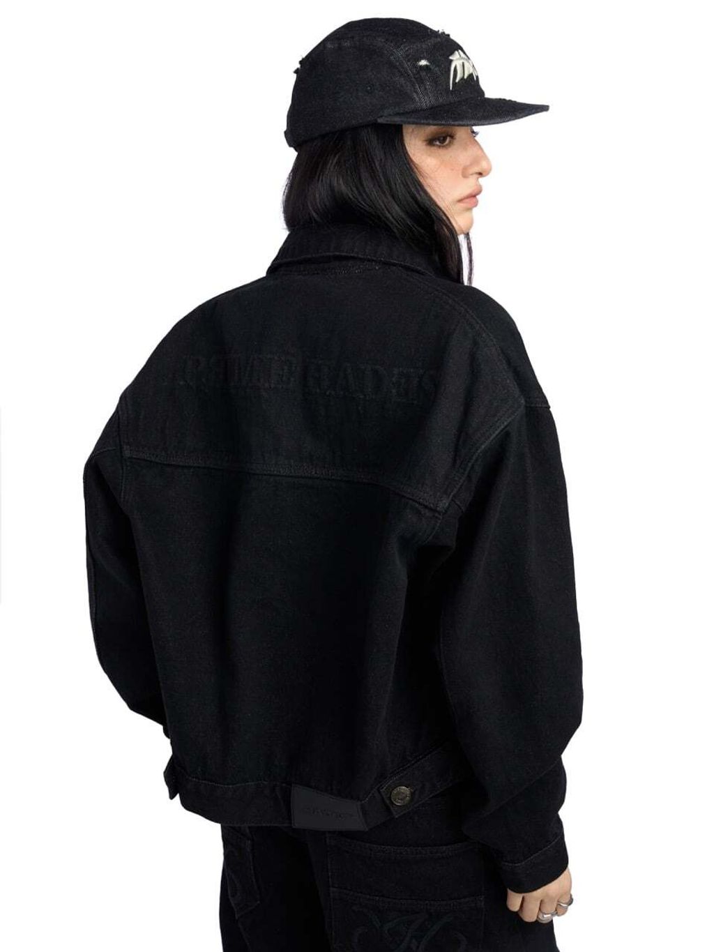 160725.hades0684_large_31239b2988514909aefe7a58a5de609e