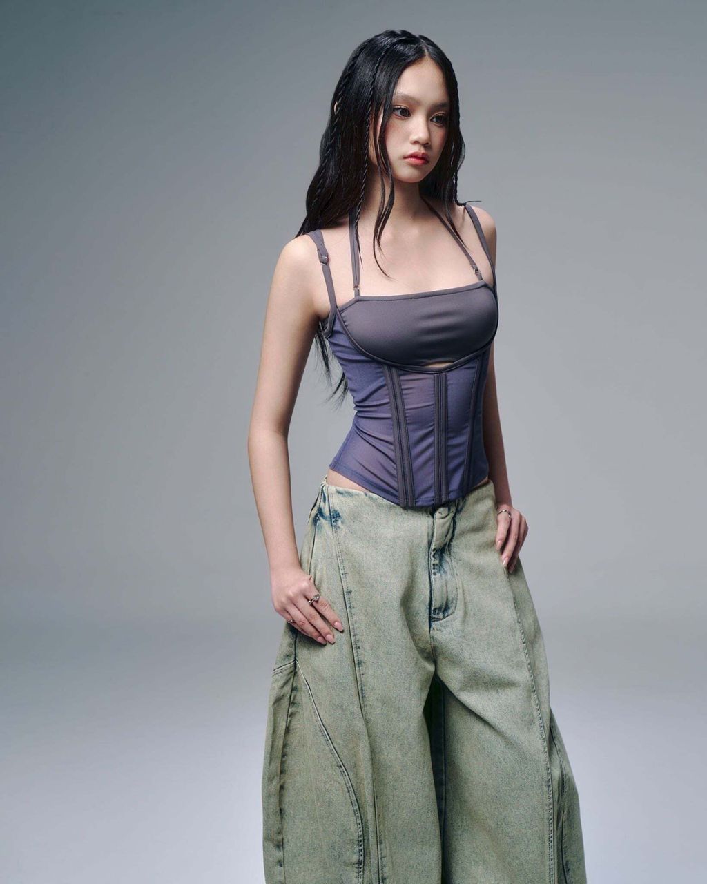 set_corset_ren_8_e82a0957cdbe417c84c5c3d97435fff9_master