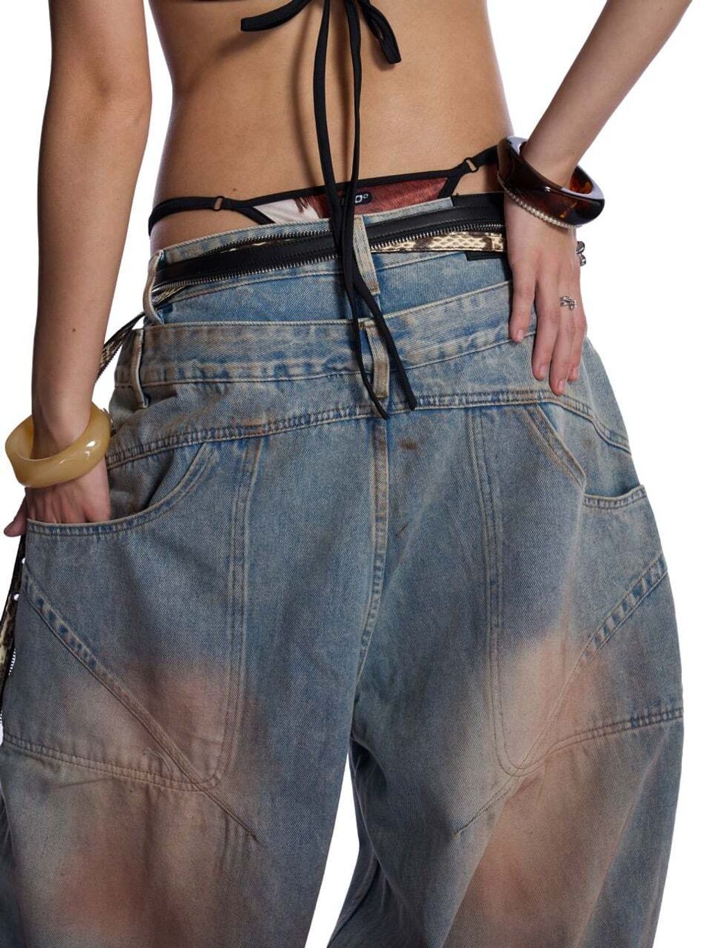 291025.hd2147_large_b6cab1ba397d40c7b0fdb96ade9eaf5e