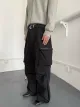 黑色