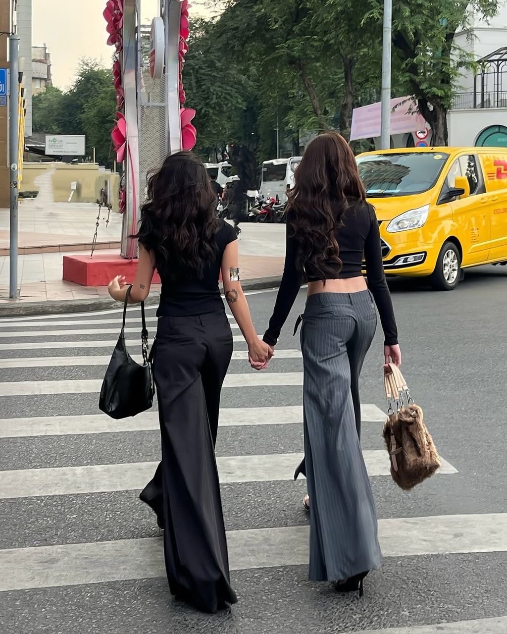 SnapInsta.to_670425048_18374120359161341_7271376724178420625_n