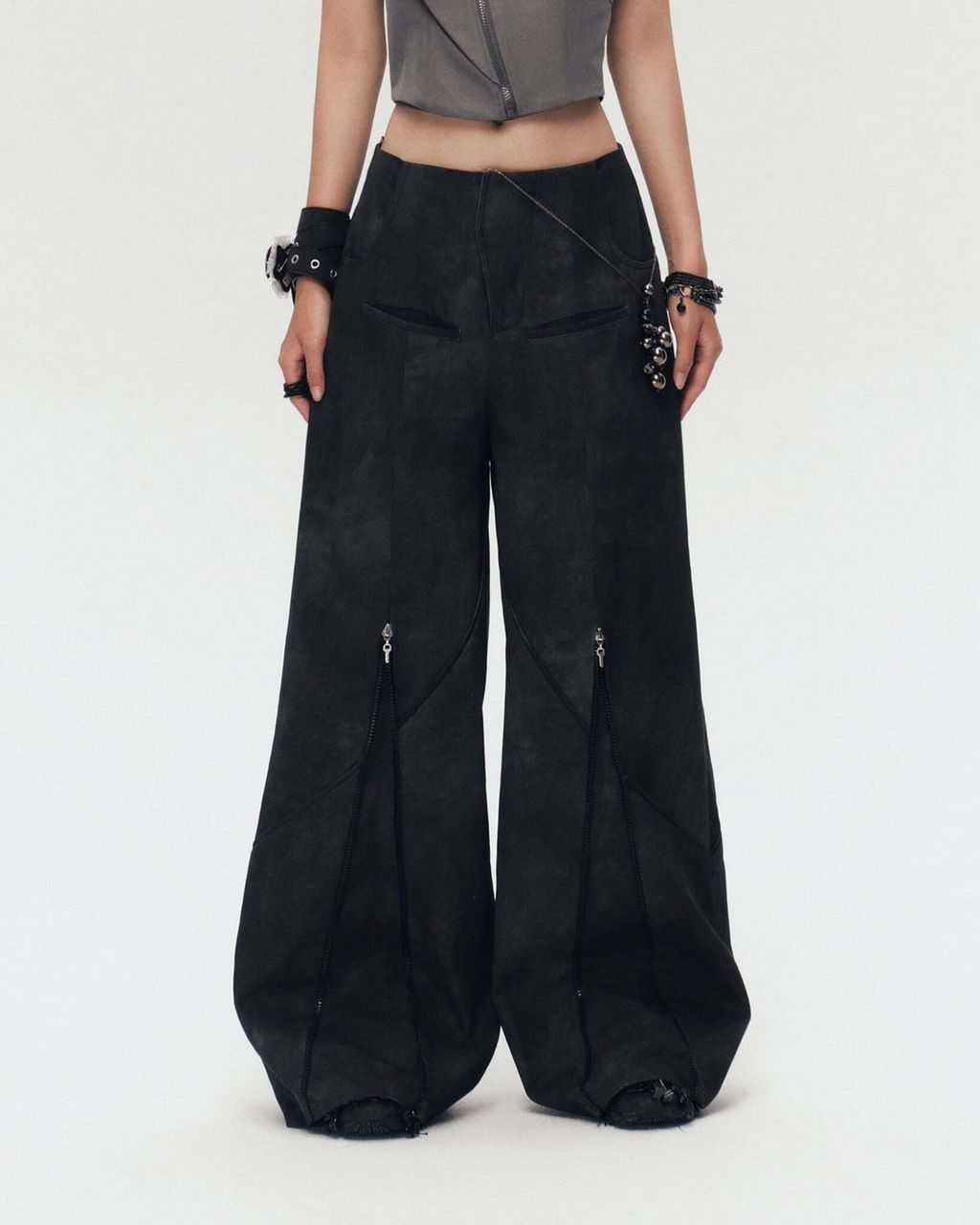 quentin_pants__black_grey__6e2005d1a07e42bda8a2a4f1d659303d_master