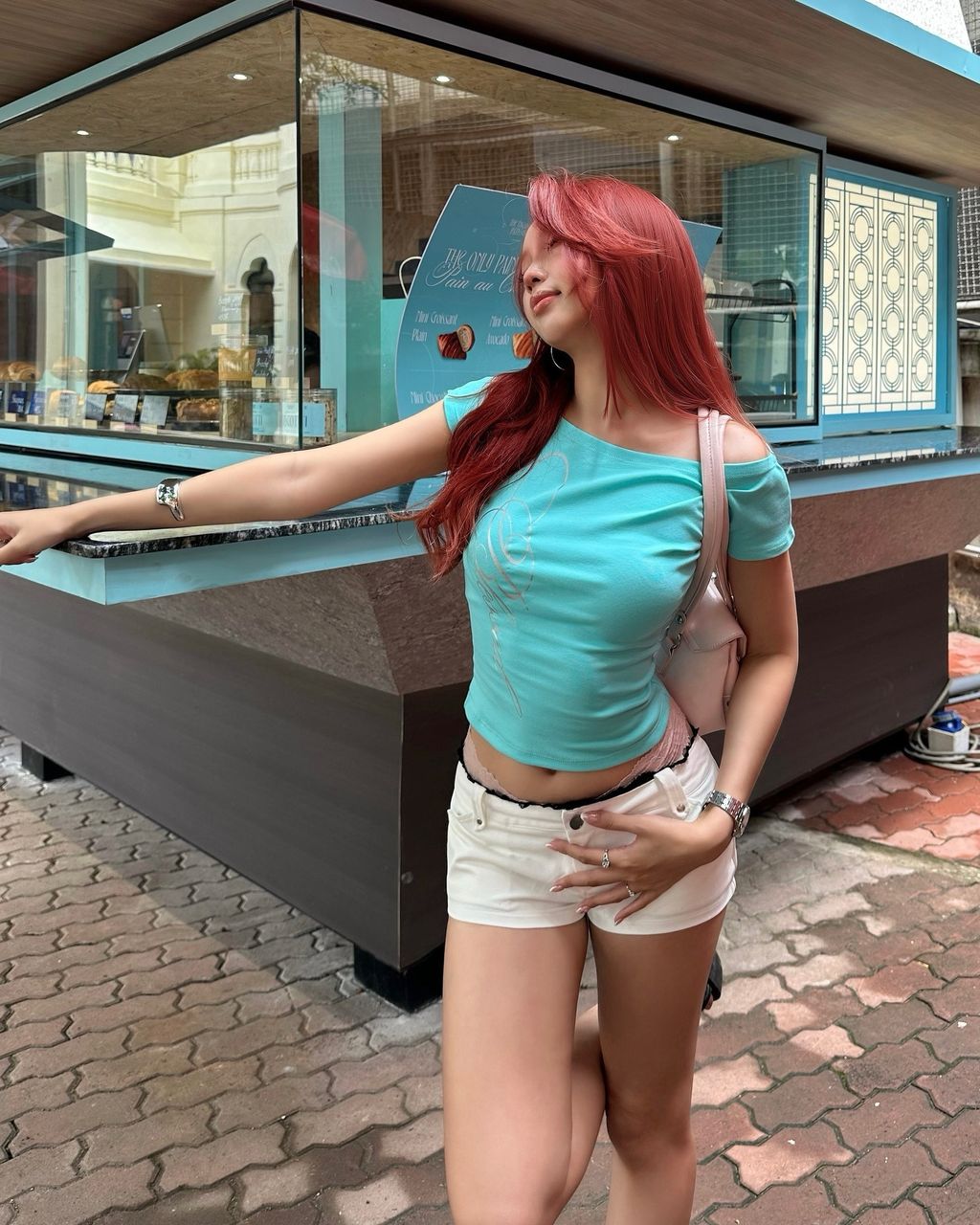 SnapInsta.to_772792171_18388457047161341_2375555140015561844_n