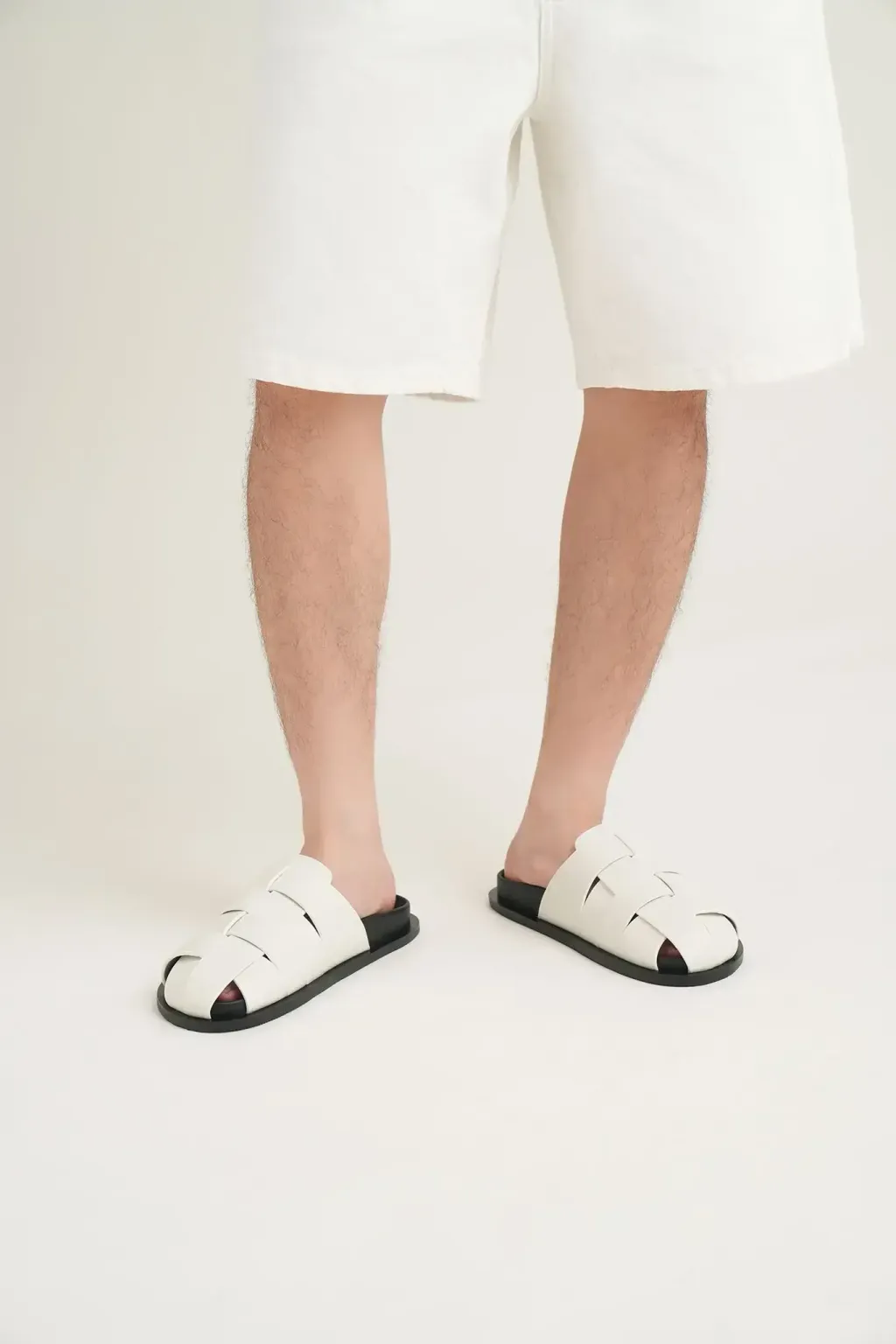 24-holiday-wear-caro-i-1-web_beddf941e9d548bf9eae08fce3b54850_master