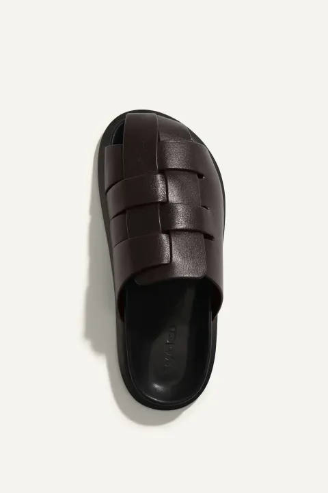 250314-sandals-caro-c-3-web_f47add261e75438390baa7f59d4ea4bf_master