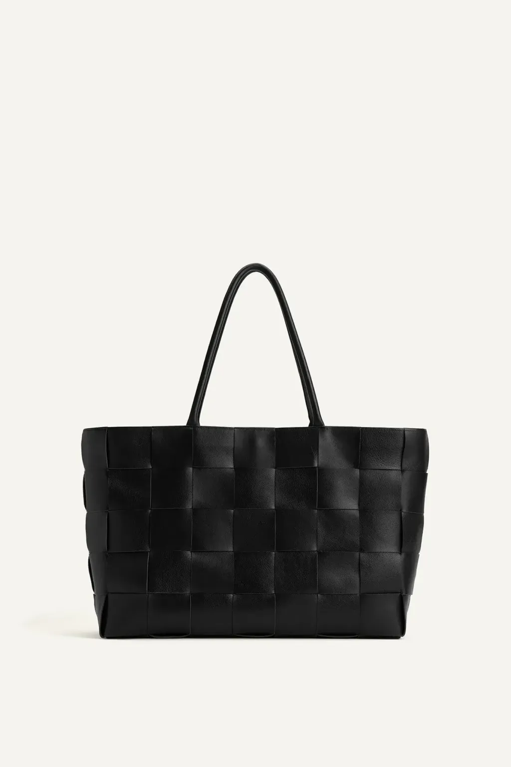 250314-bags-caro-b-1-web_c6e241b78dc3466d950d196dfae860be_master