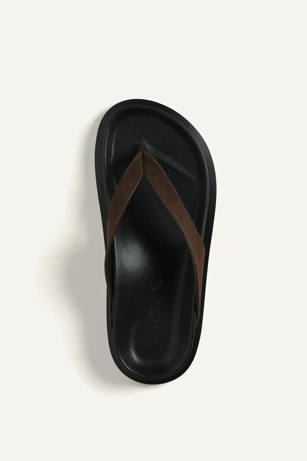 260803-waa-product-sandals-15_9ff5d40cbd5541b4a43650c9525eaa80_master