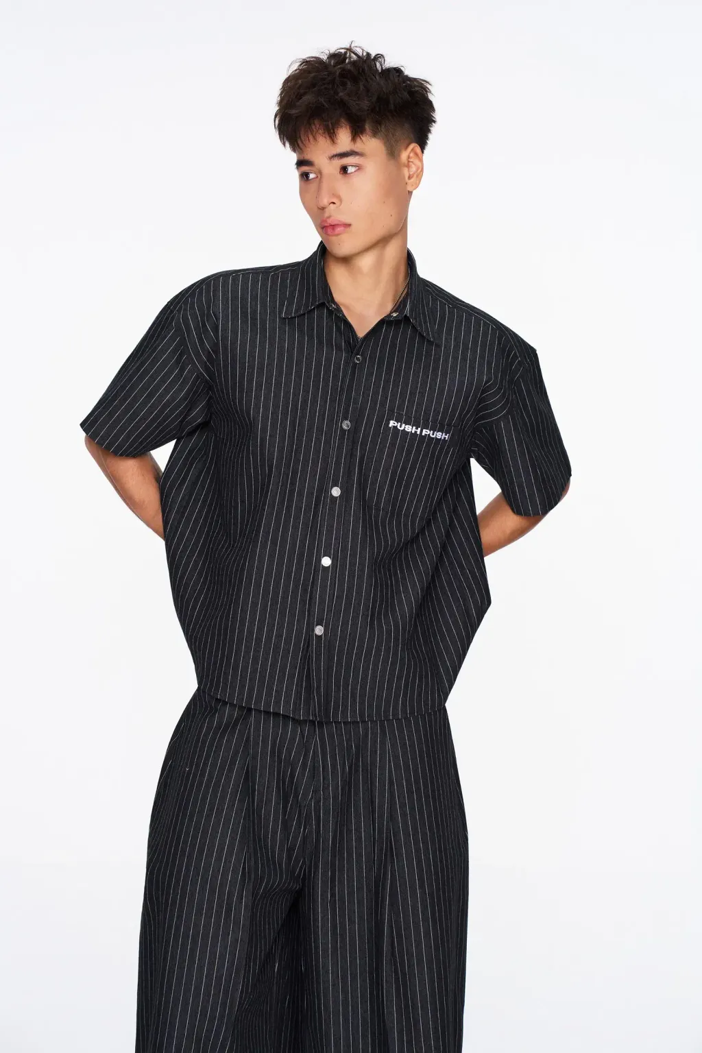 veevshirt5_a1dad1f8-304e-4128-afbe-428391534a1e