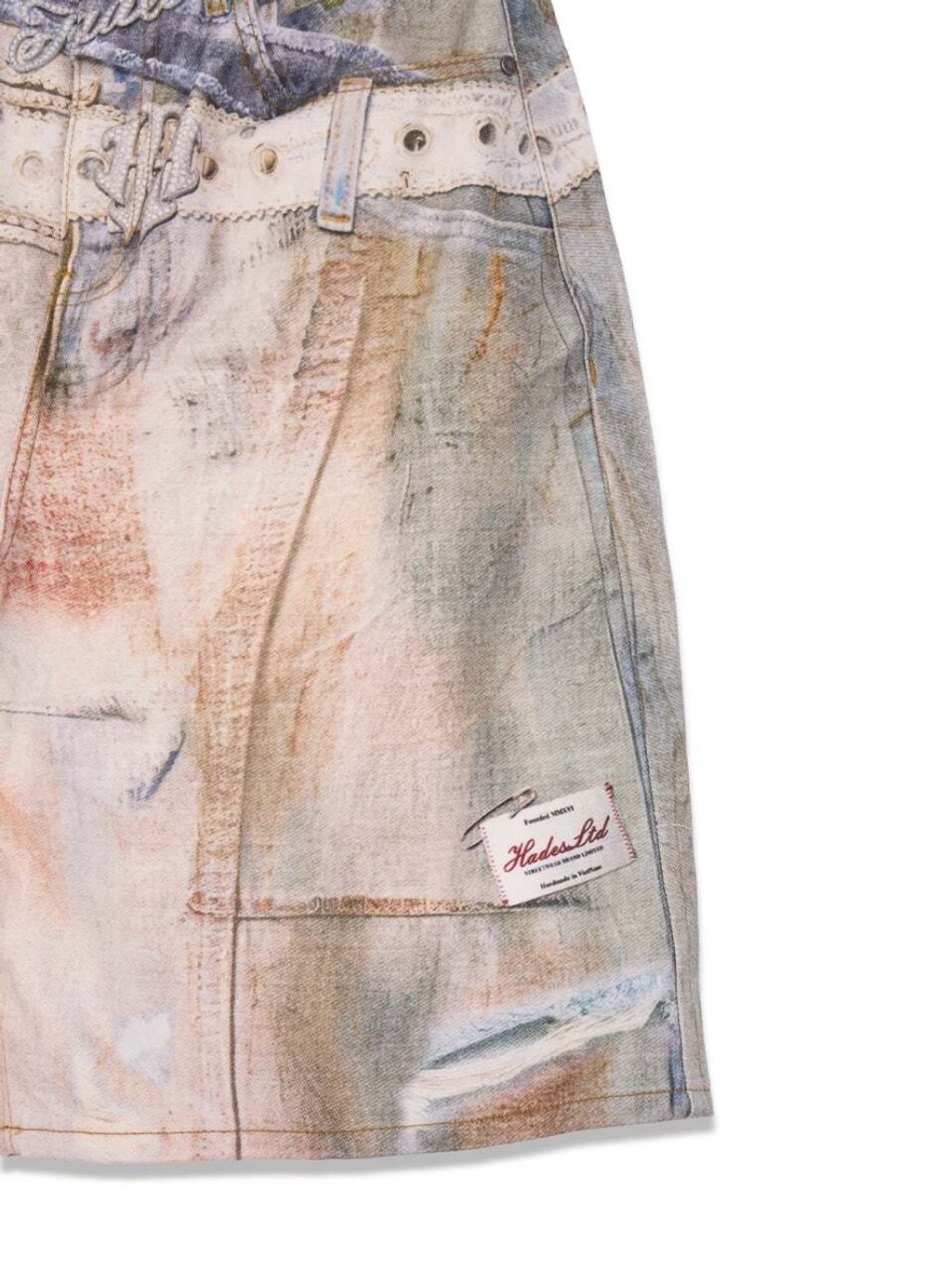 hades0018_large_4983790c155a46d98e2d19de06d0caaa