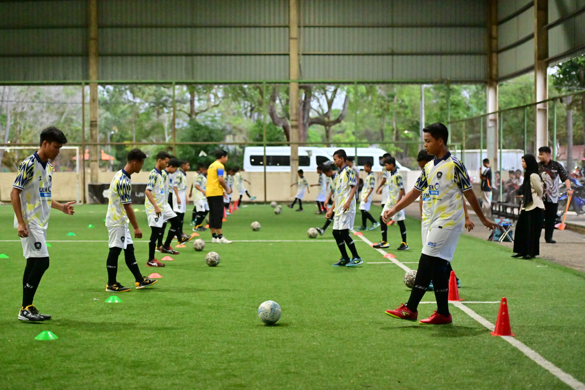 Pahang Rangers Youth Futsal Clinic in partnership with UEM Edgenta Berhad