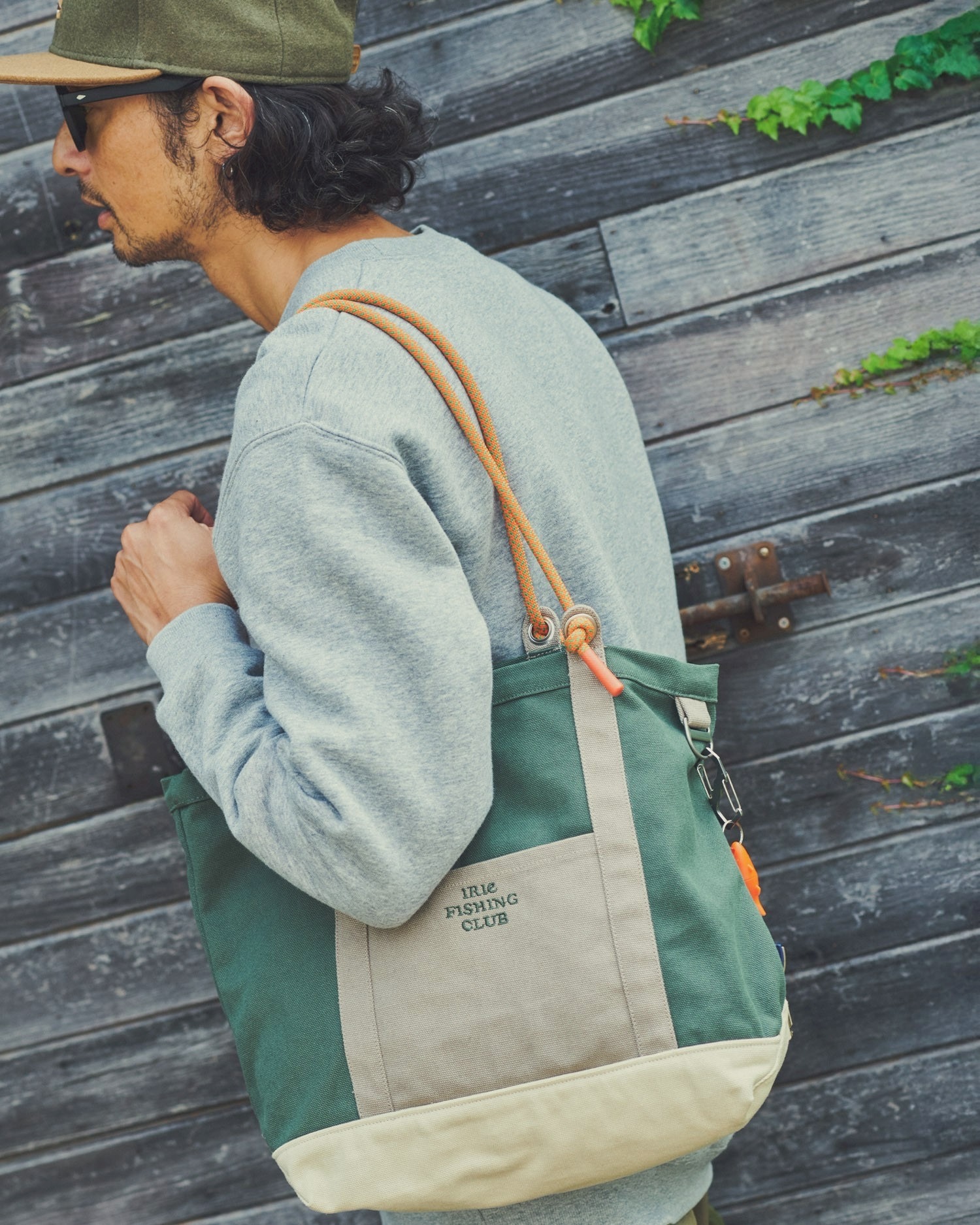 C72BAFB1-ED9C-4C6D-91DB-A426A524CD93