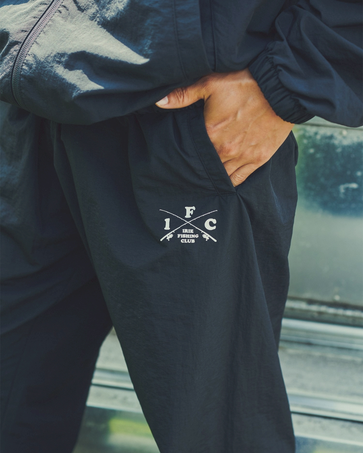 LINE_ALBUM_IFC 1011_251009_25