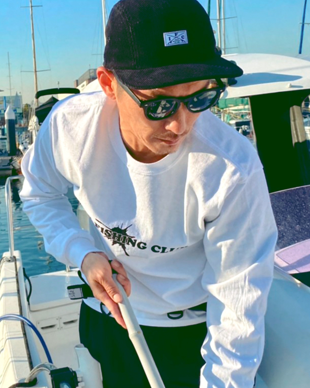 GLOW-SQUID-IN-THE-DARK-L_S-TEE-12