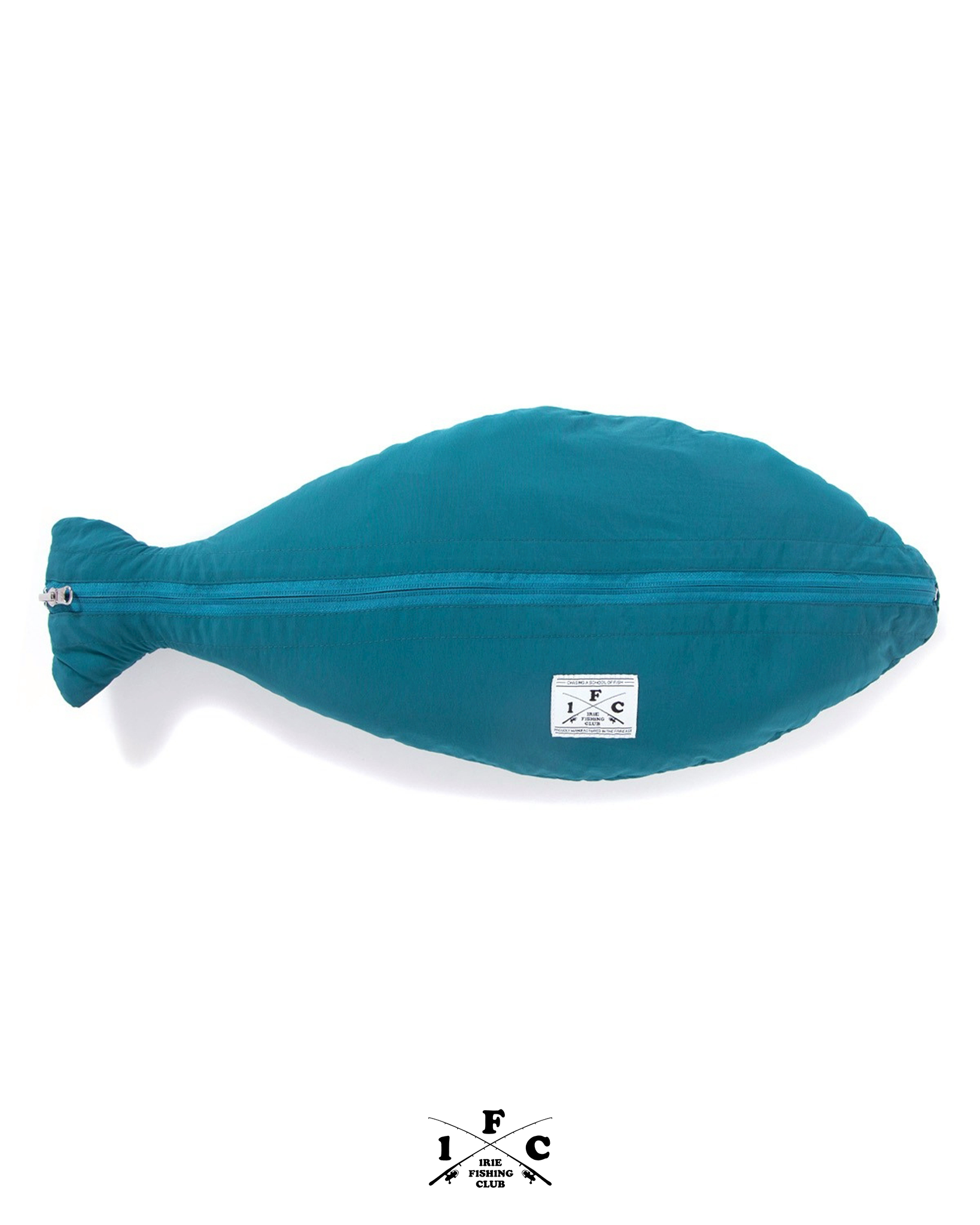 IFAW25-037-FISHERMAN-BLANKET-CUSHION-&-PILLOW-3