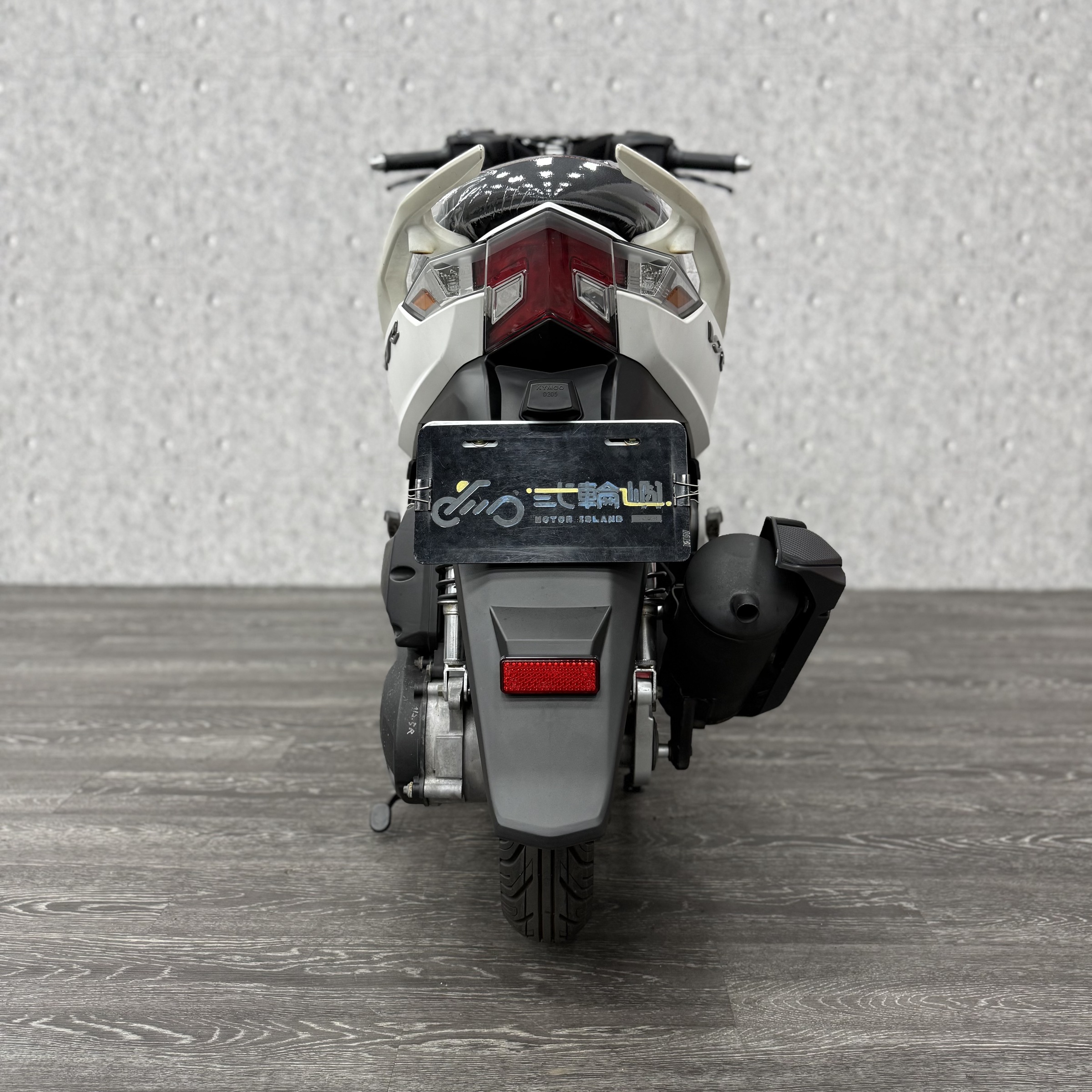 A4497468-ECD7-4686-9330-3F7AE49B7476