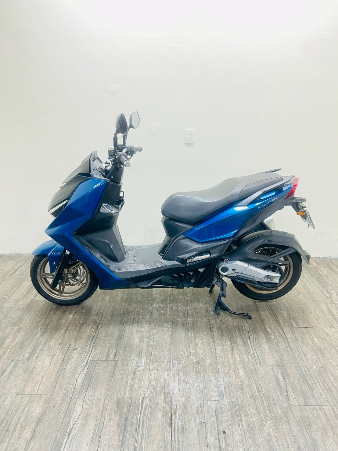 LINE_ALBUM_2021 光陽 KRV 180 TCS_6629 $66000 里程28XXX_260306_5