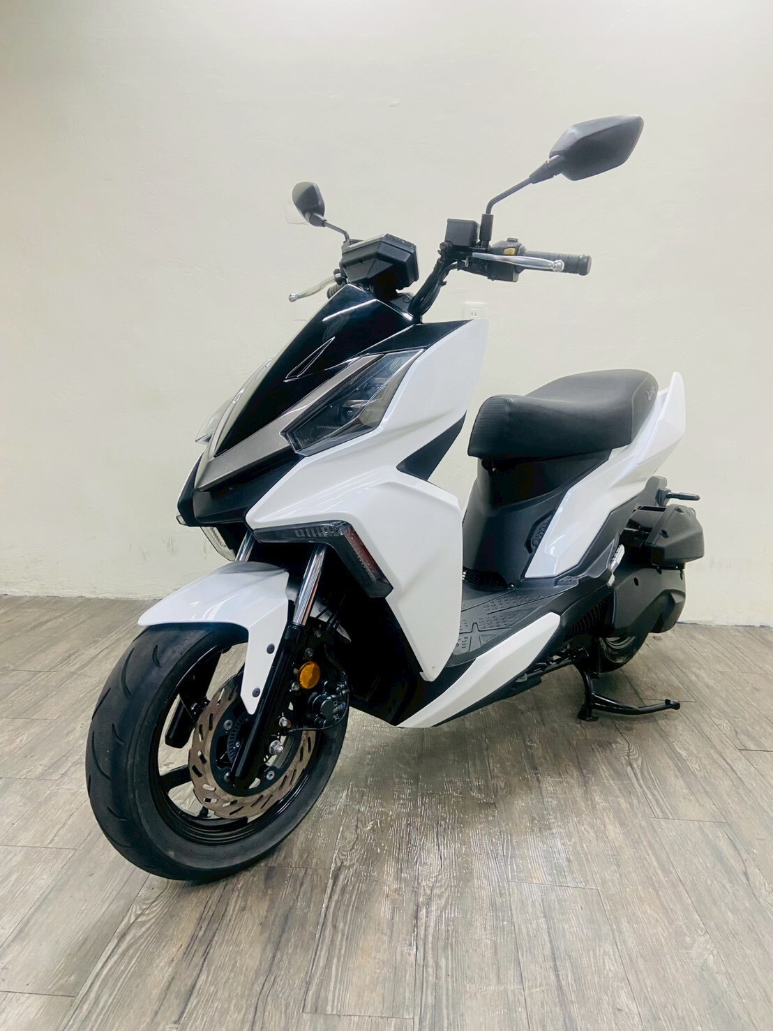 LINE_ALBUM_2022 三陽 DRG 158 TCS 七期 _6152 $ 72000里程12XXX_260309_3