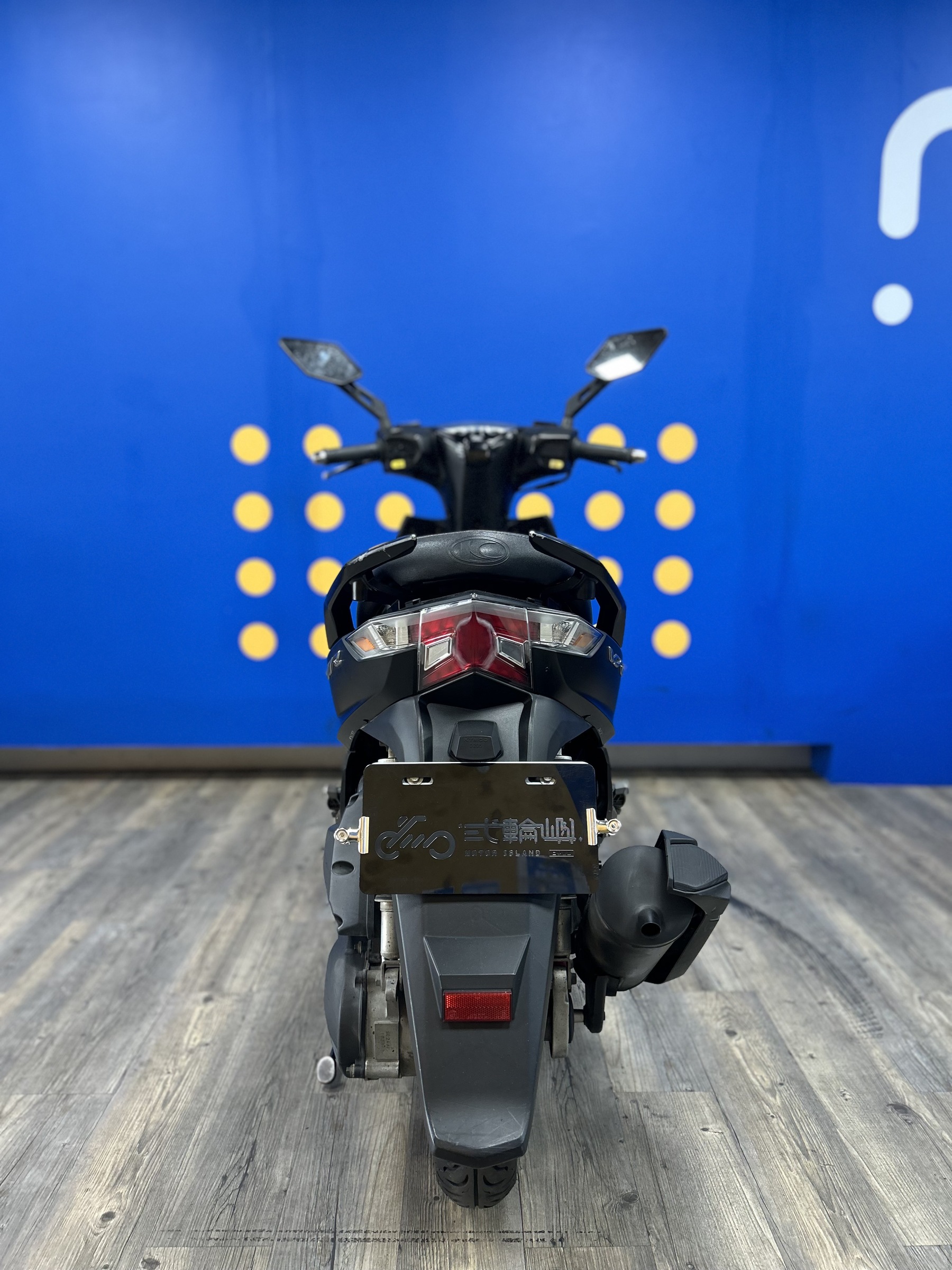 63FC8219-057A-4A03-9273-D225AC3B63F2