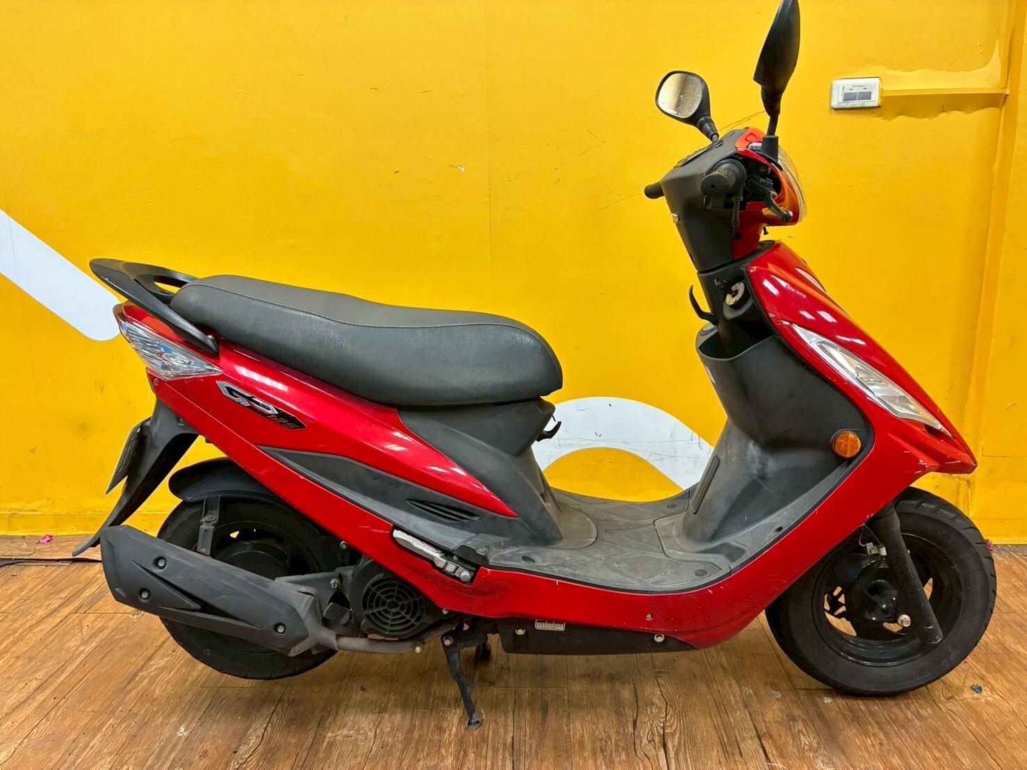 LINE_ALBUM_GP 125ABS_2620_260312_5