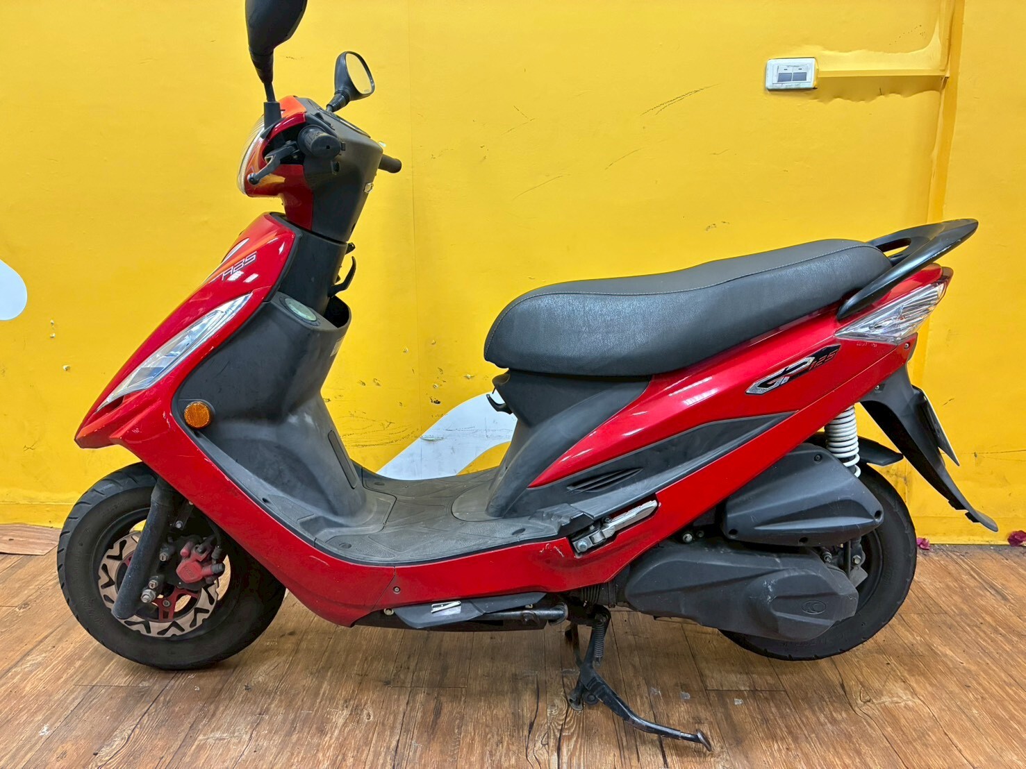 LINE_ALBUM_GP 125ABS_2620_260312_4