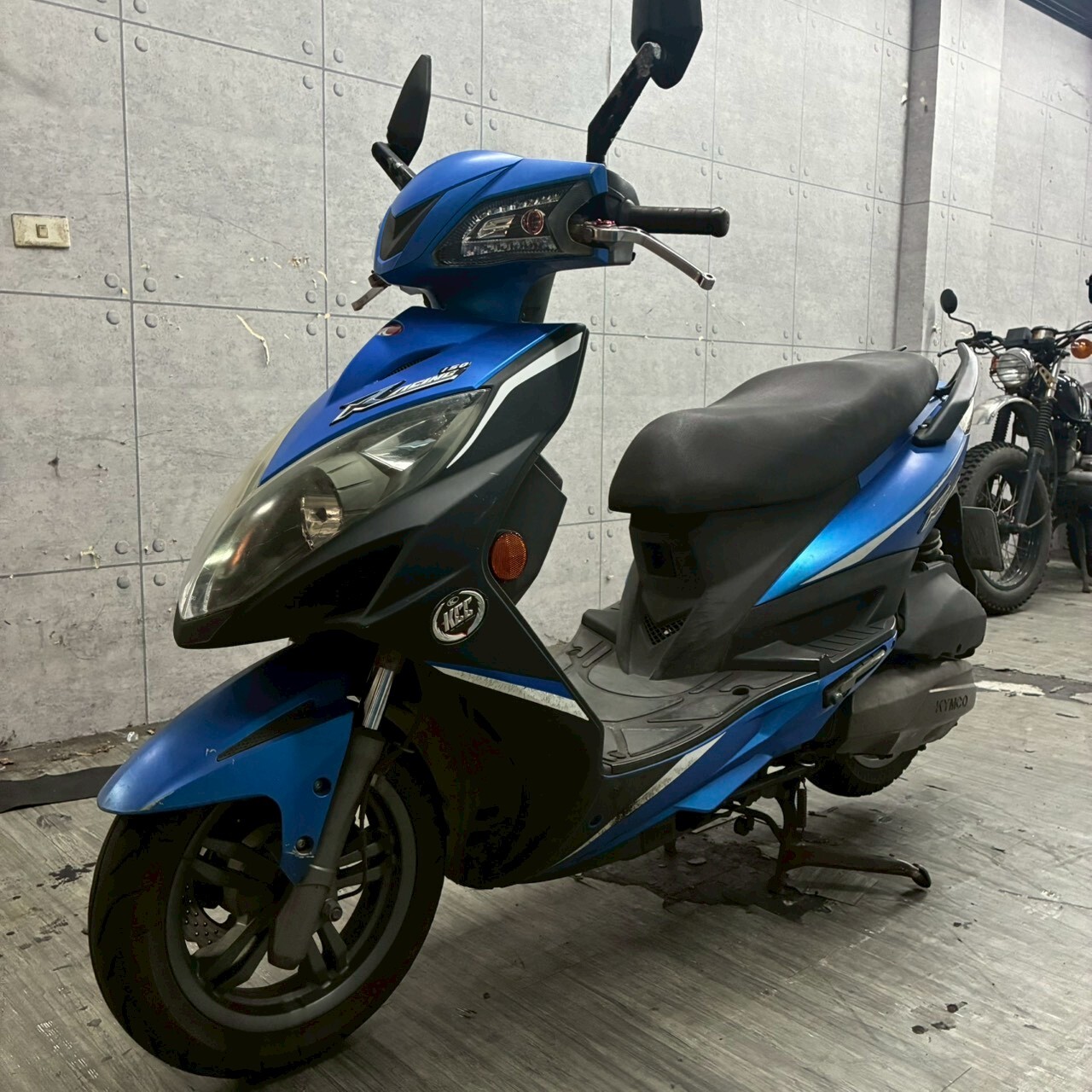 LINE_ALBUM_雷霆_8311_260312_3