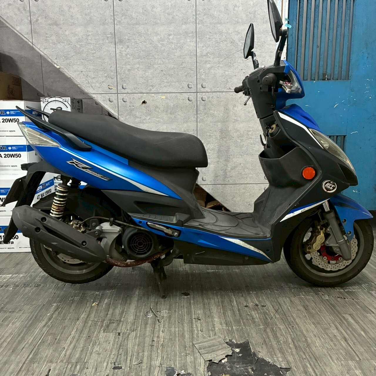 LINE_ALBUM_雷霆_8311_260312_5