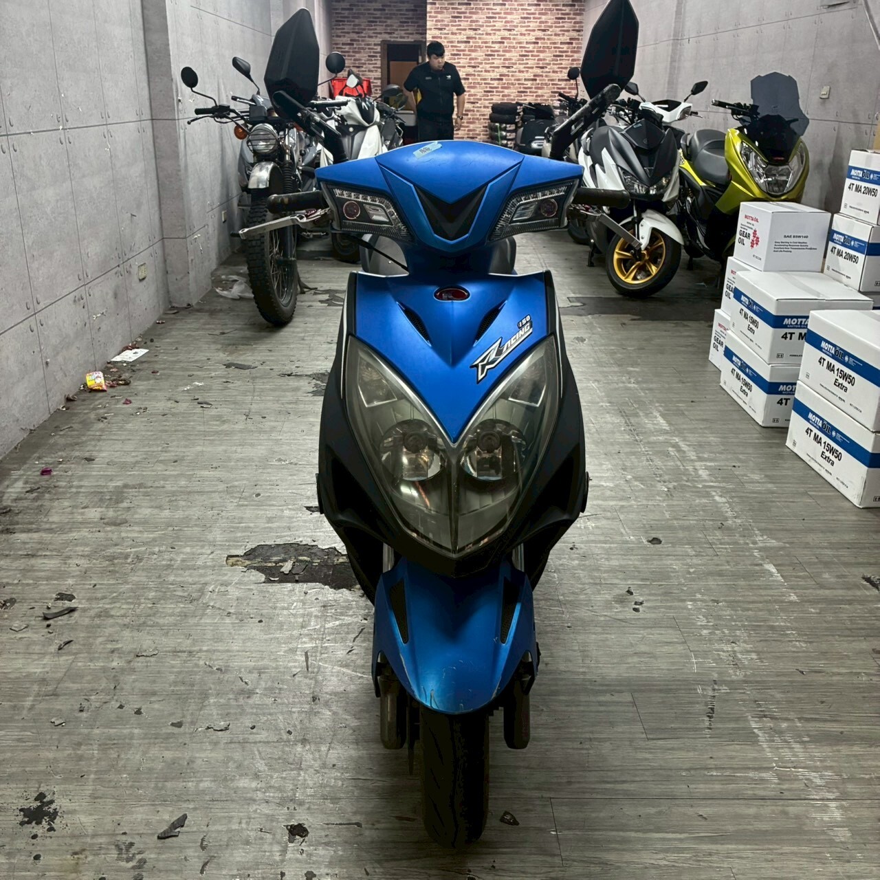 LINE_ALBUM_雷霆_8311_260312_1