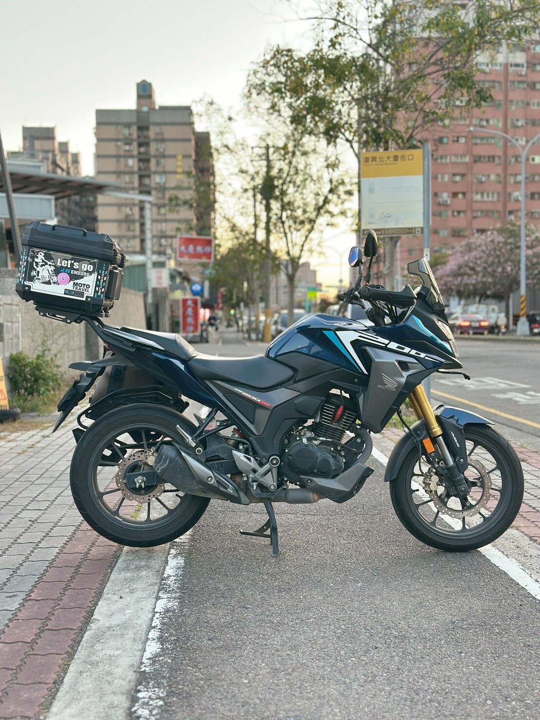 LINE_ALBUM_2023 本田 CB 200X ABS _6800 180xxKM $79,999_260313_5