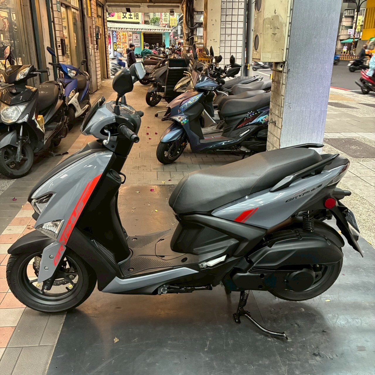 LINE_ALBUM__7829_260318_4