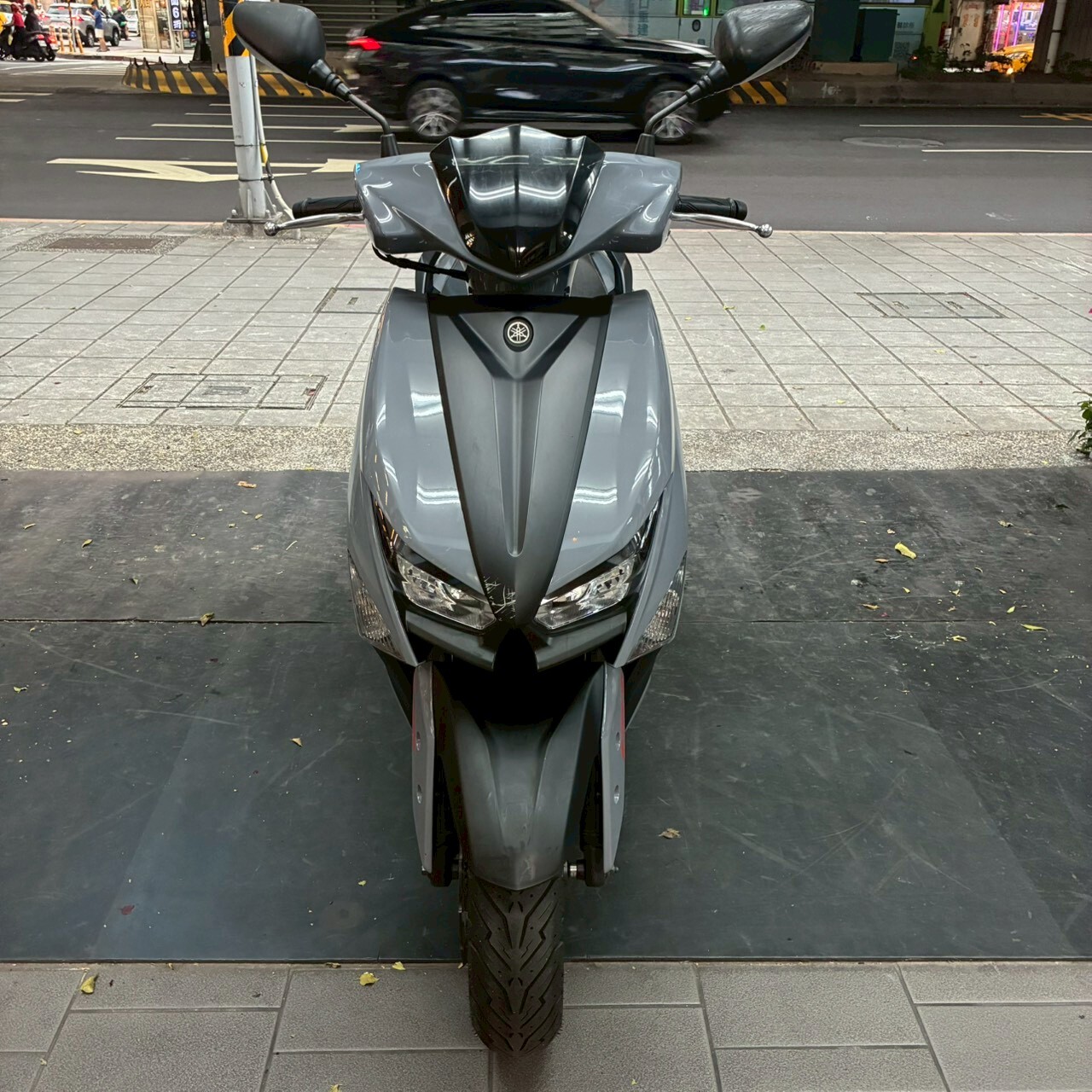 LINE_ALBUM__7829_260318_1