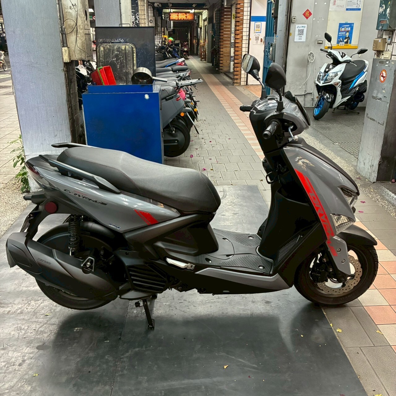 LINE_ALBUM__7829_260318_5