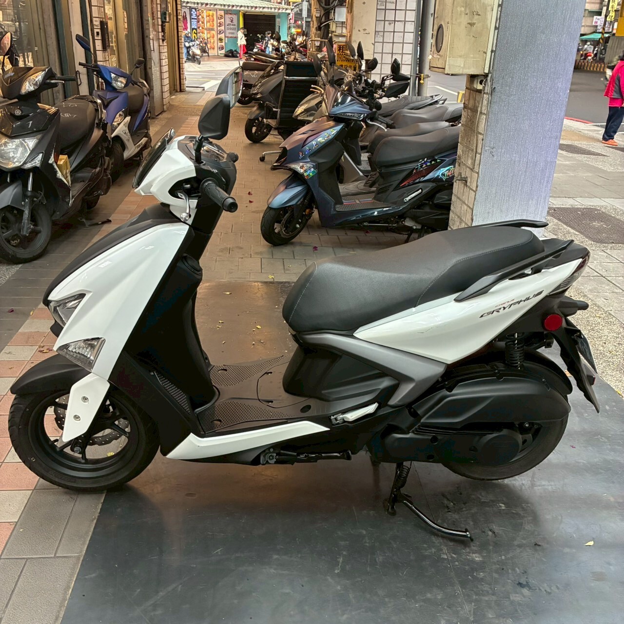 LINE_ALBUM__8639_260318_4