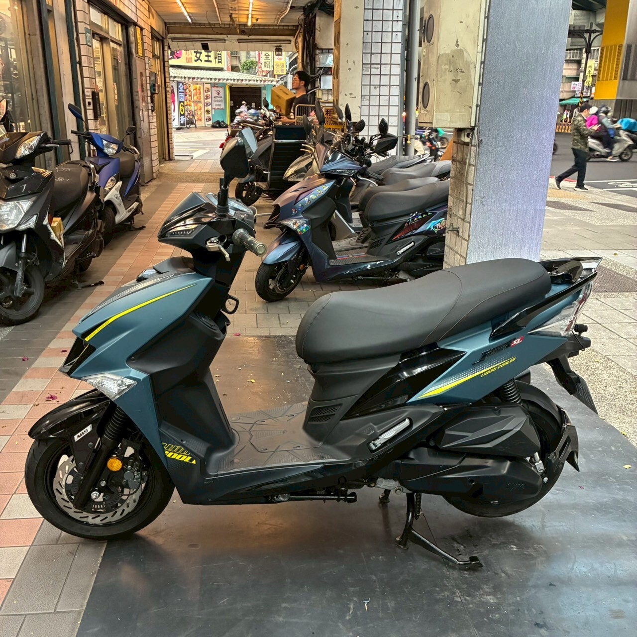 LINE_ALBUM__8652_260318_4