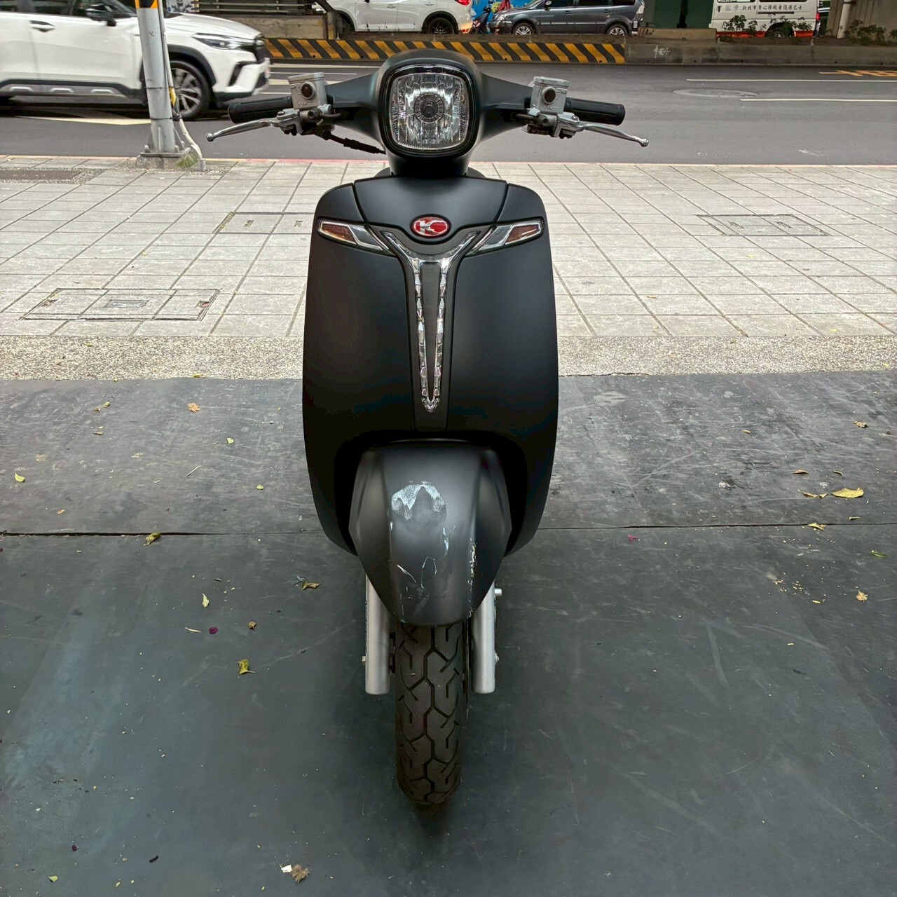 LINE_ALBUM__627_260318_1