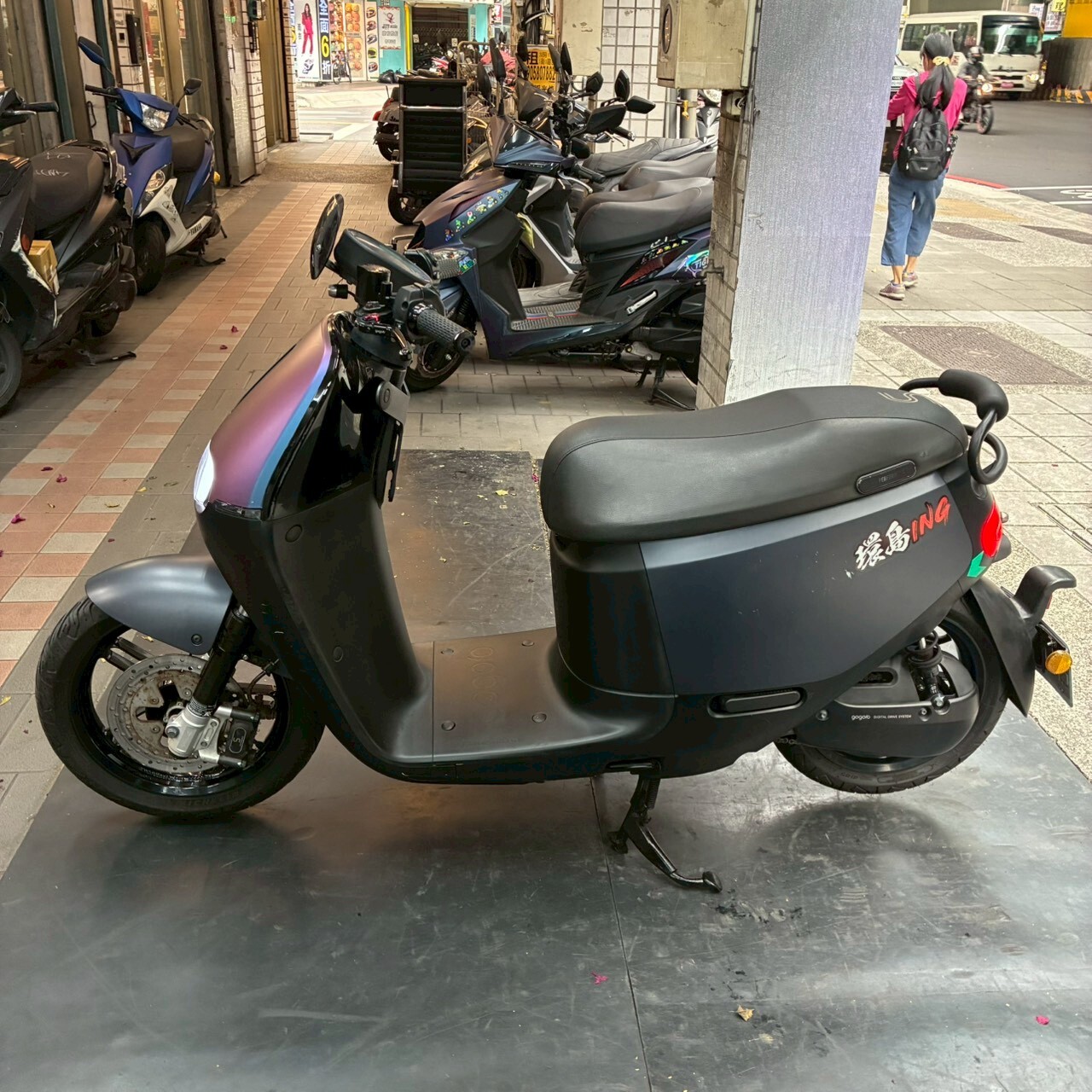 LINE_ALBUM__2676_260318_4