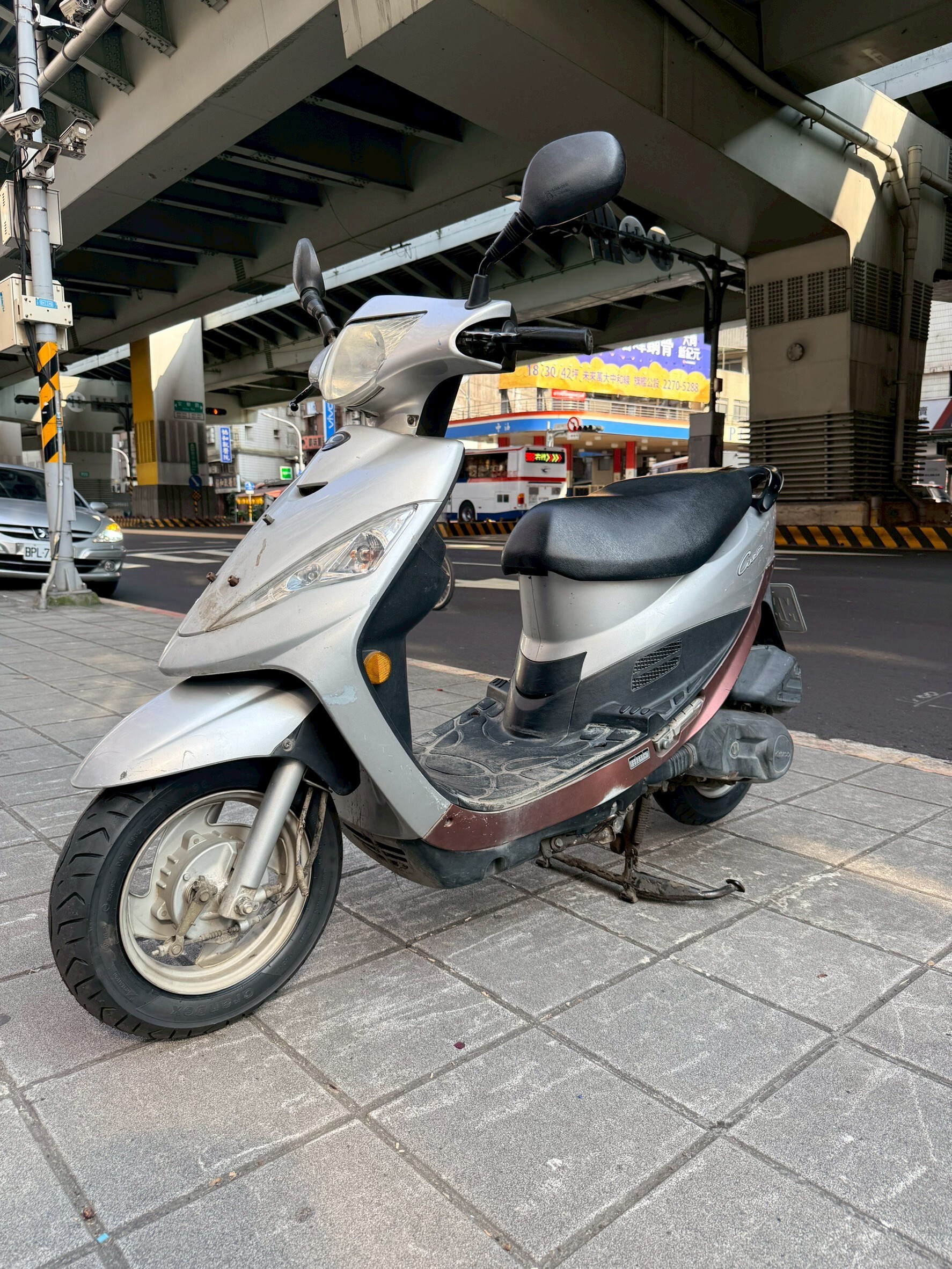 LINE_ALBUM_Cue_8529_260321_2