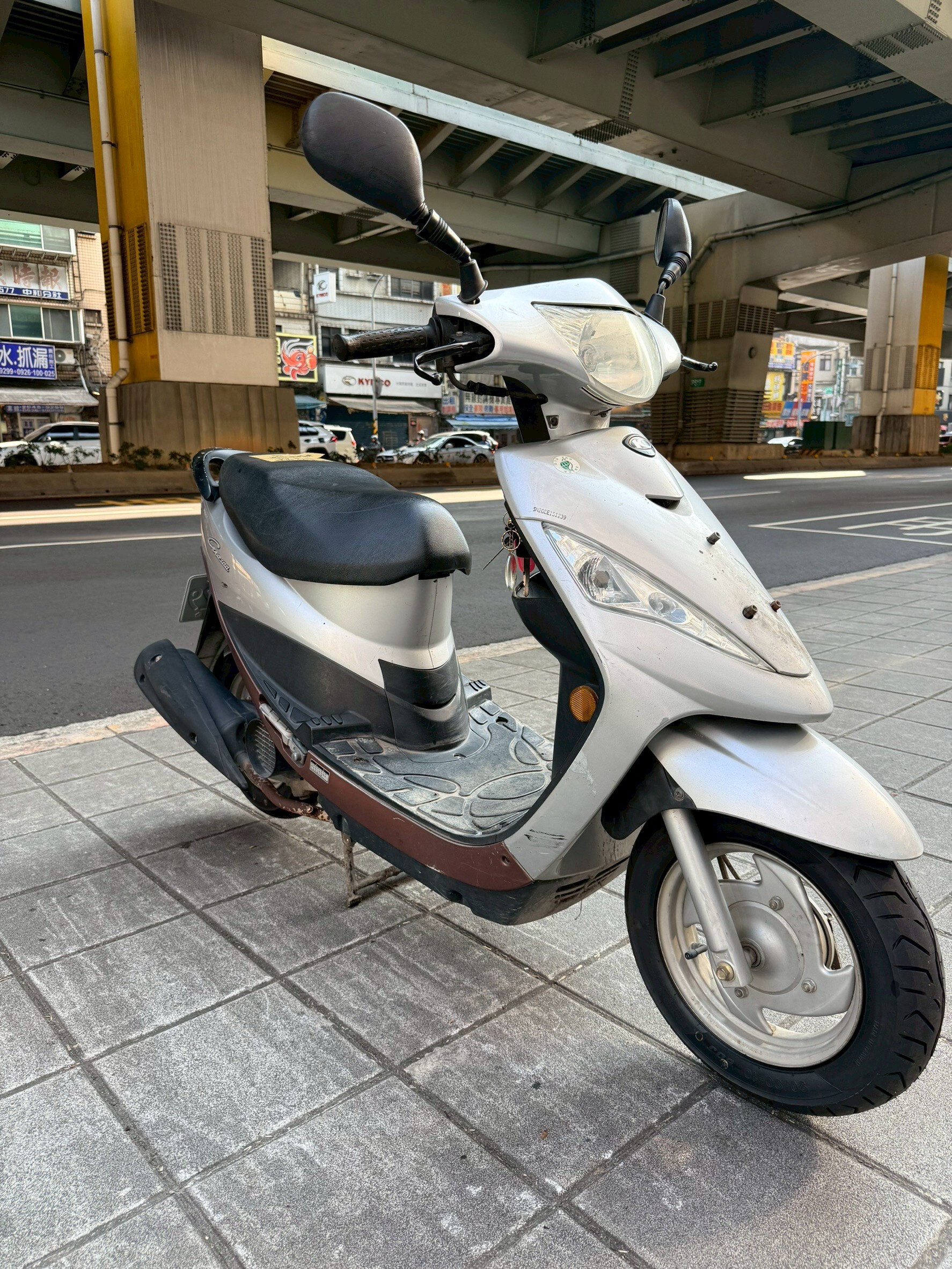 LINE_ALBUM_Cue_8529_260321_5