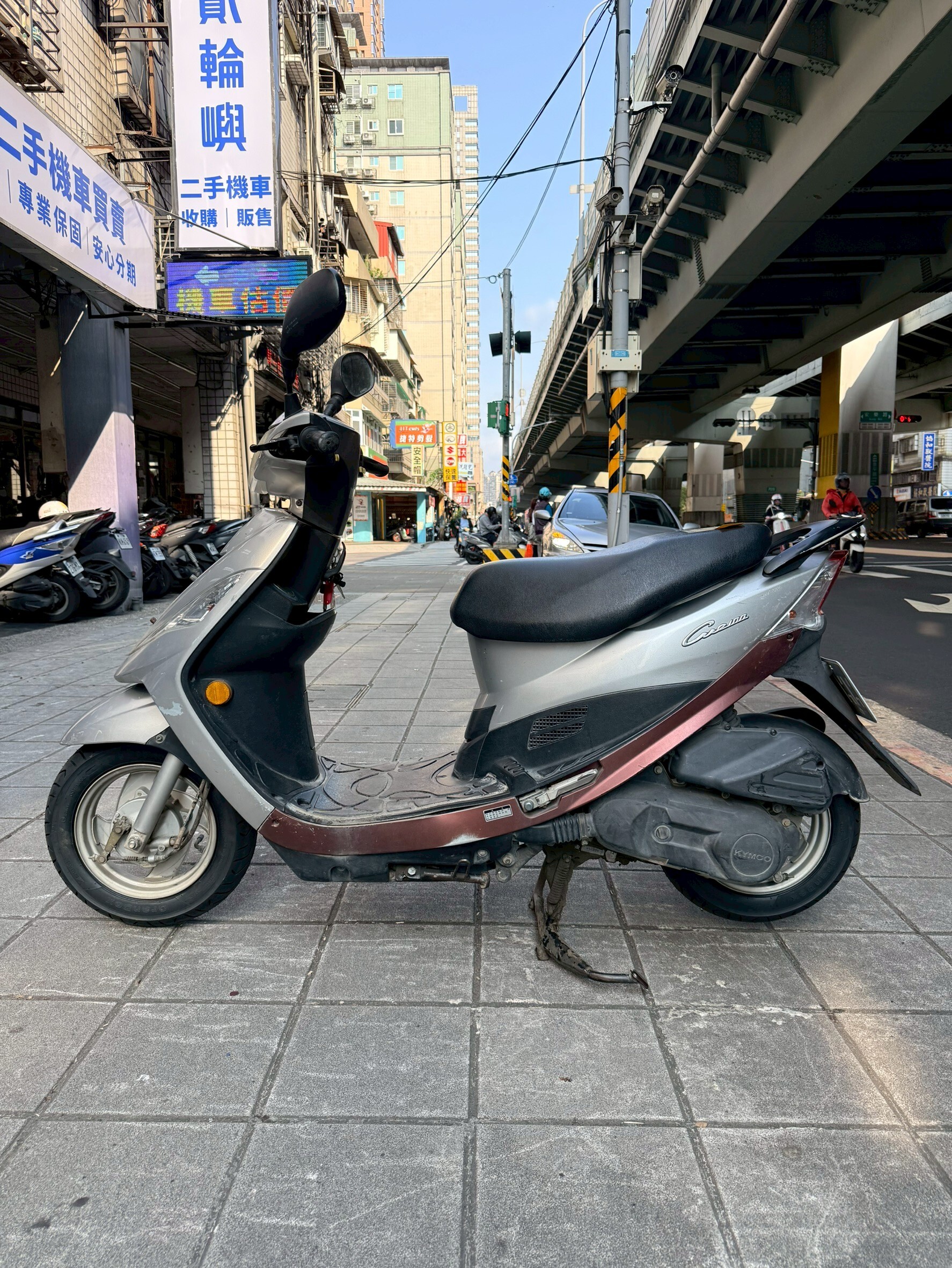 LINE_ALBUM_Cue_8529_260321_3