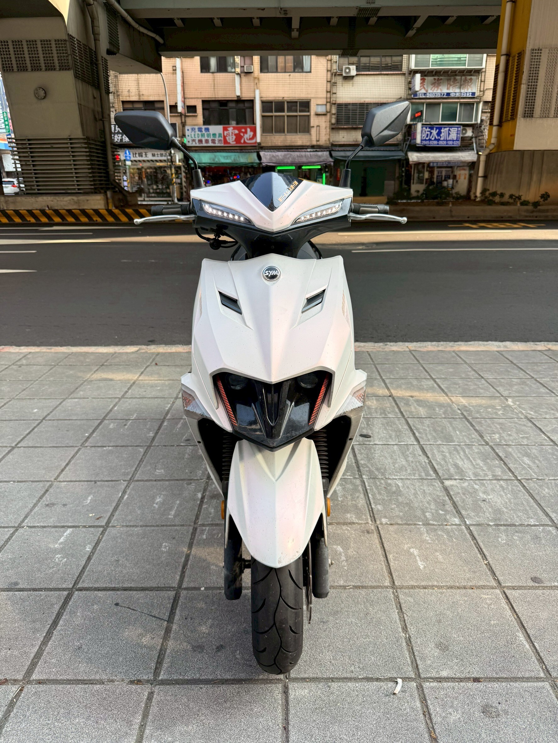 LINE_ALBUM_Sl158_9775_260321_1