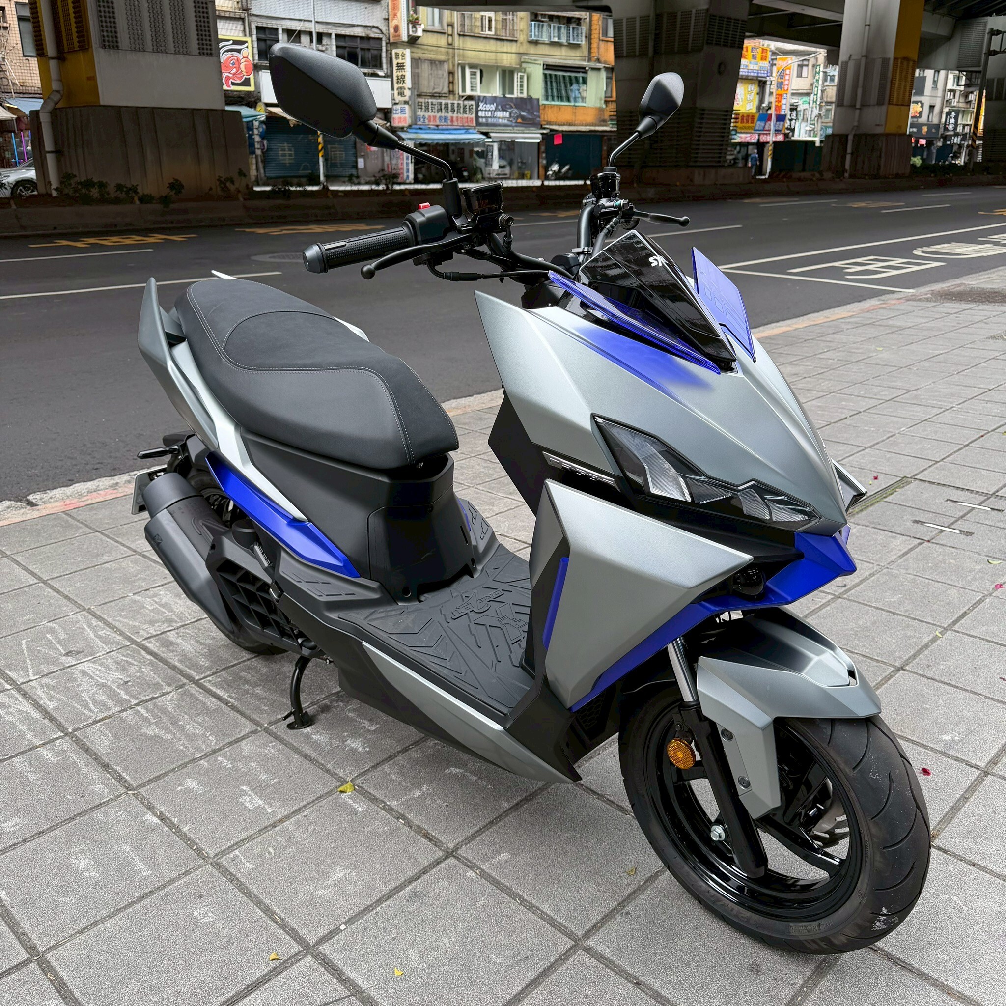 LINE_ALBUM__3073_260321_3