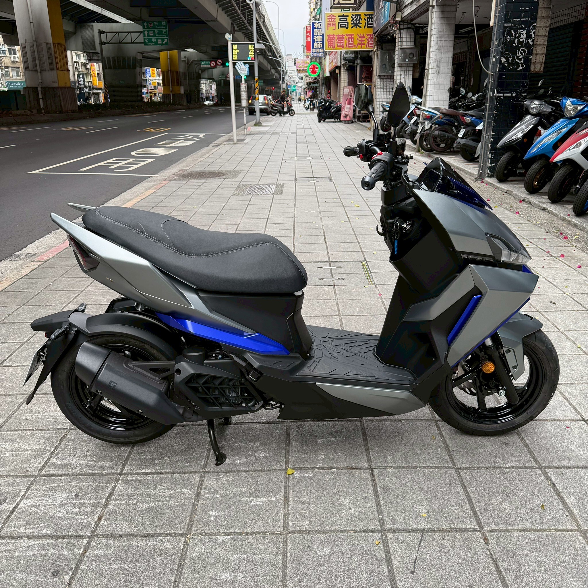 LINE_ALBUM__3073_260321_5