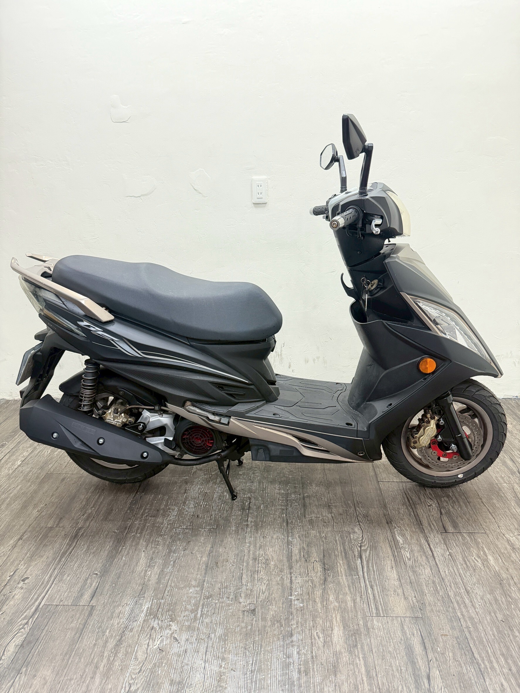 LINE_ALBUM_2016 光陽 G6 150 _9037 $ 38000里程41XXX_260324_5