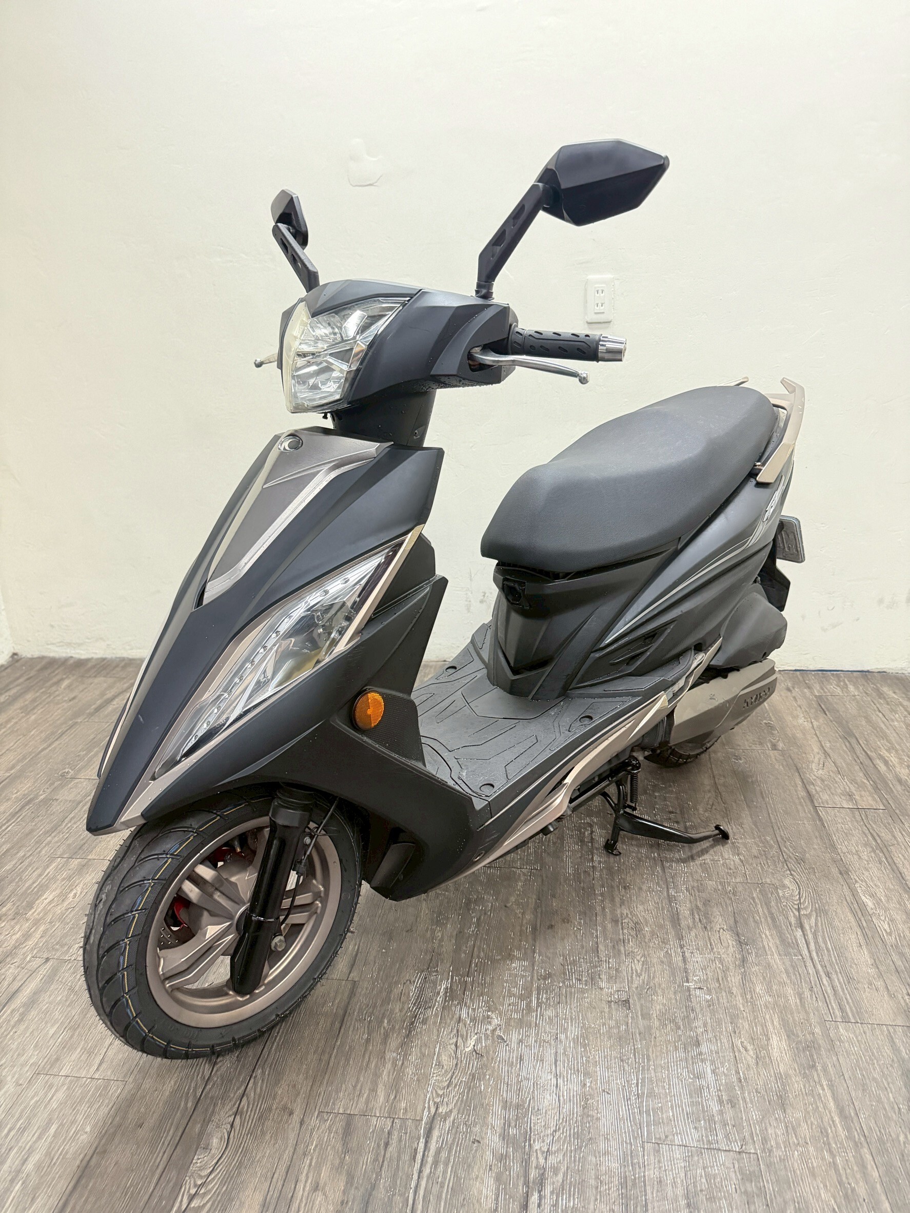 LINE_ALBUM_2016 光陽 G6 150 _9037 $ 38000里程41XXX_260324_2