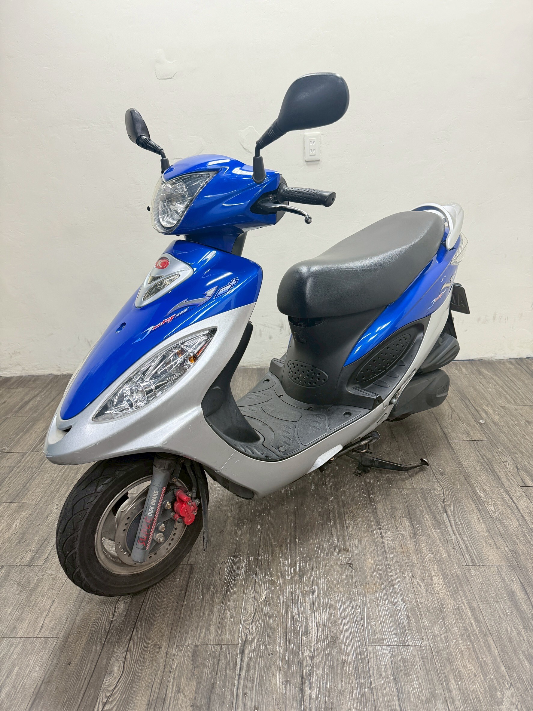 LINE_ALBUM_2013 光陽 V2 125 _7901 $28000 里程 28XXX_260324_2