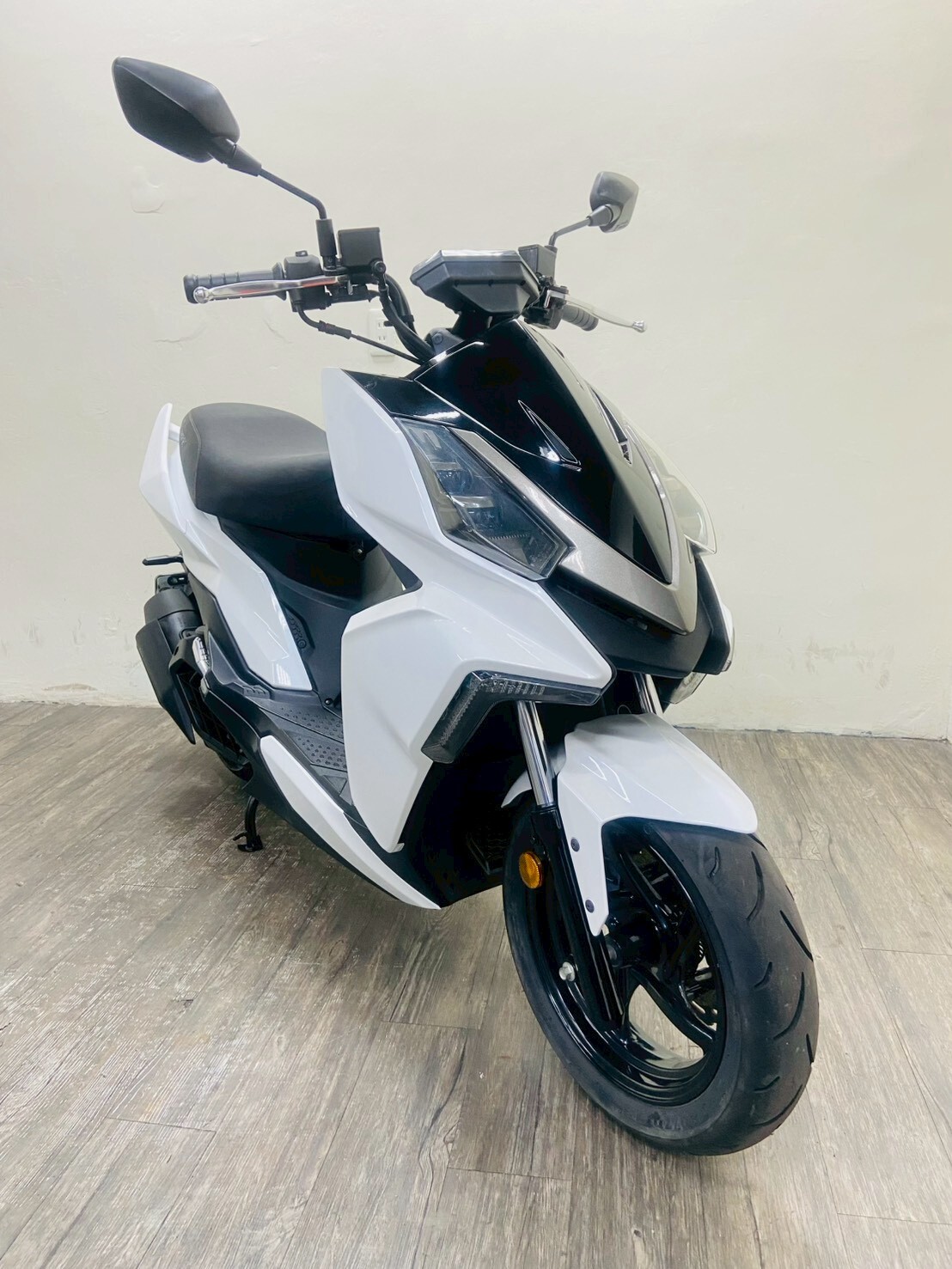 LINE_ALBUM_貸款審核 2022 三陽 DRG 158 TCS 七期 _6152 $ 72000里程12XXX_260324_2