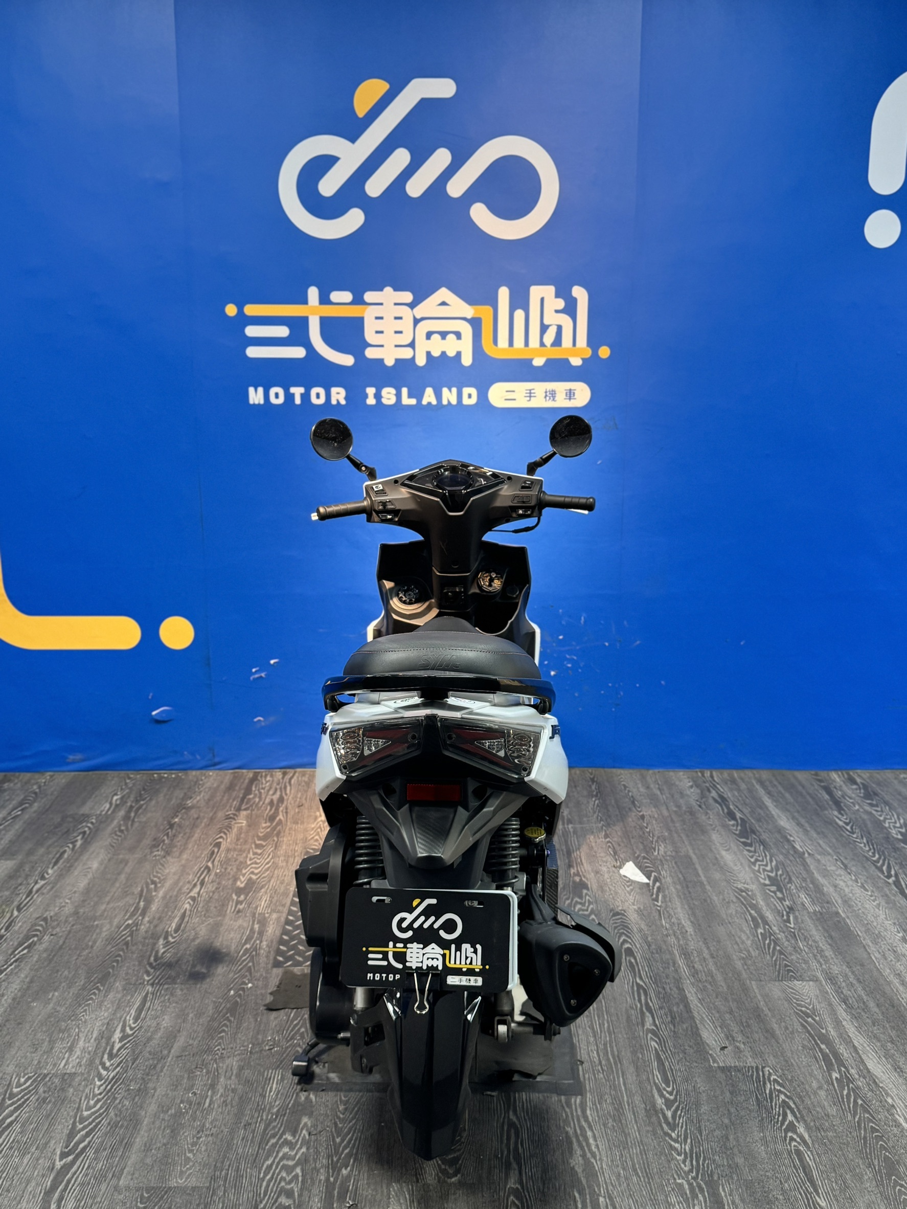 line_oa_chat_260325_180140_group_4